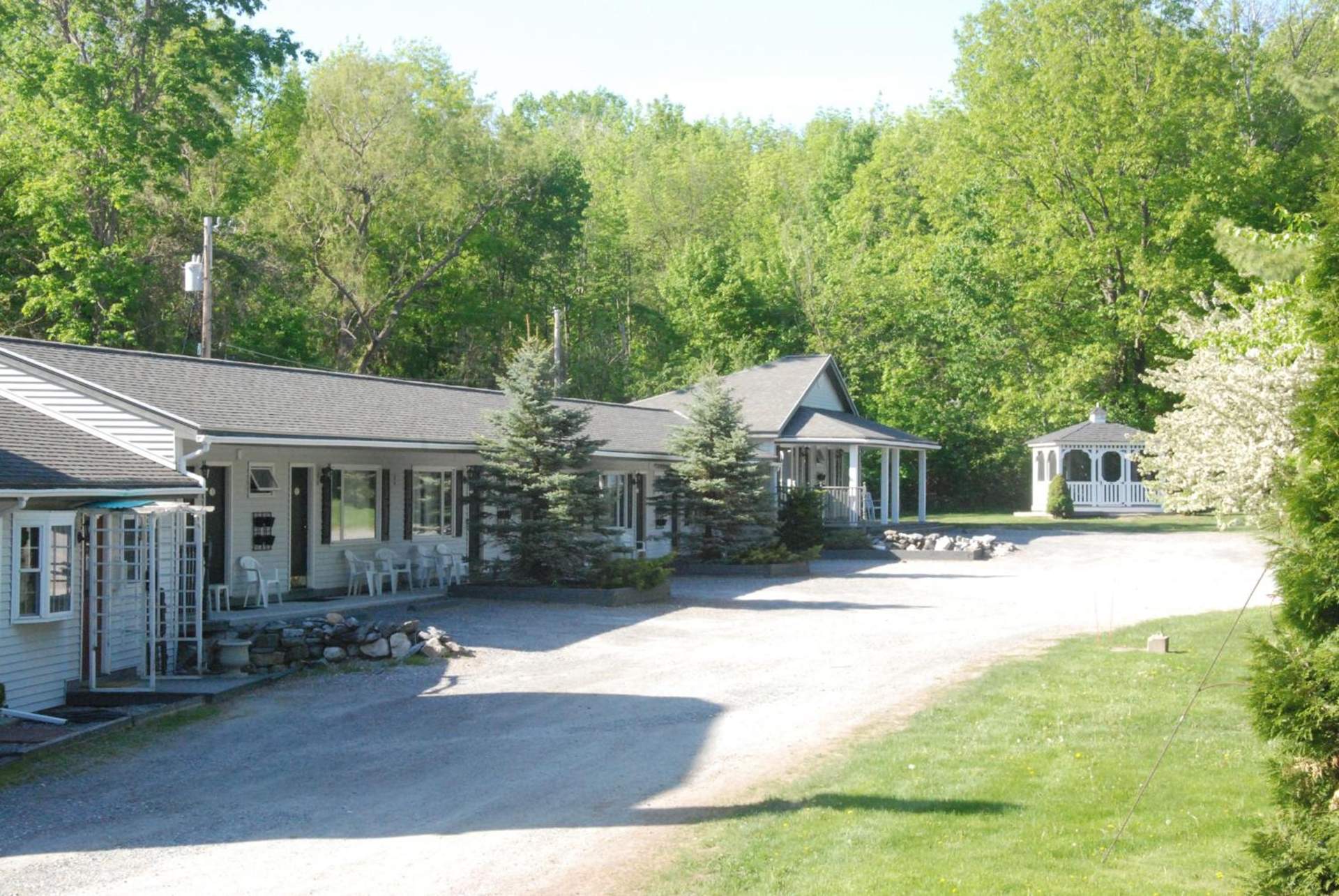 Harwood Hill Motel