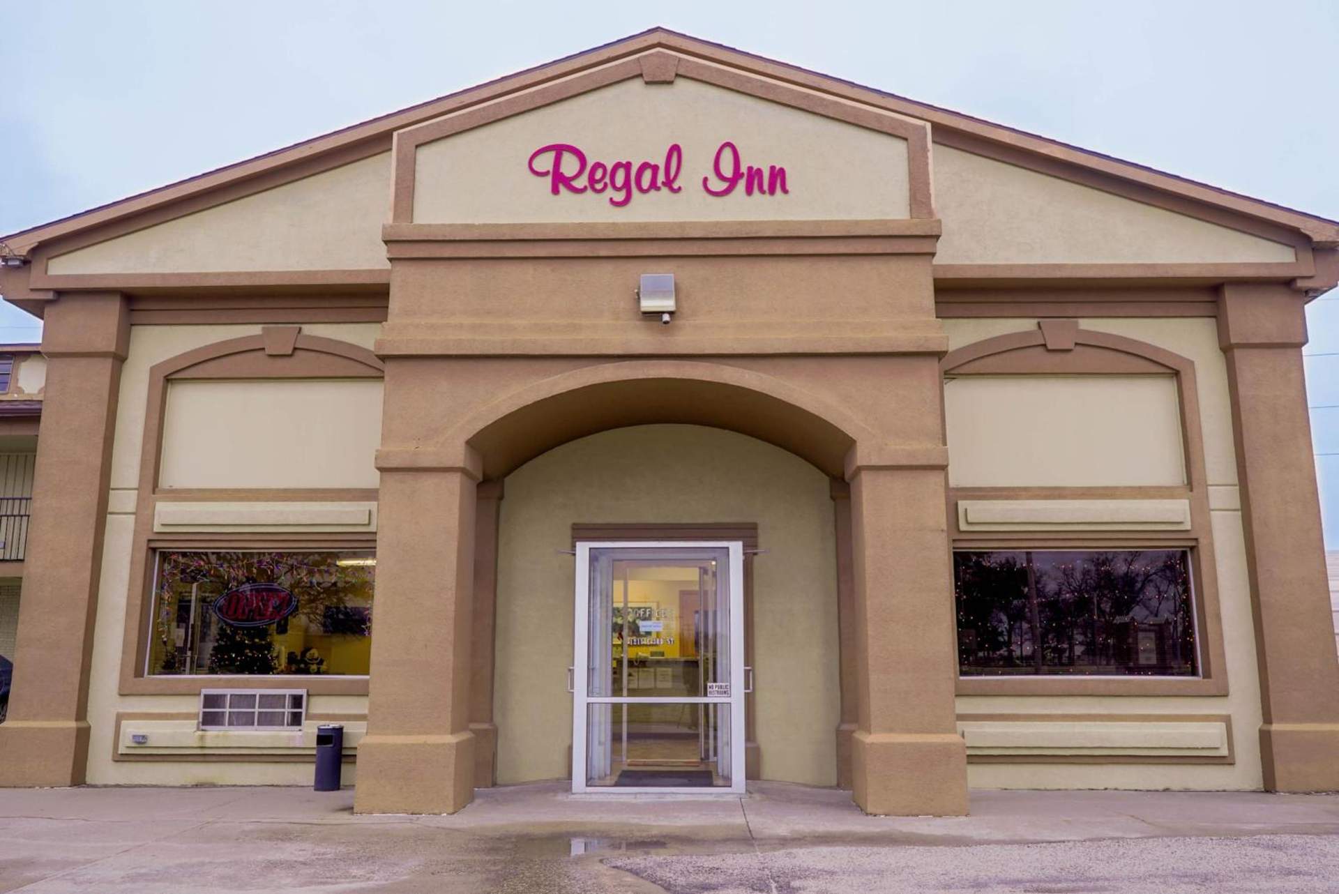 Regal Inn Coffeyville KS US 169