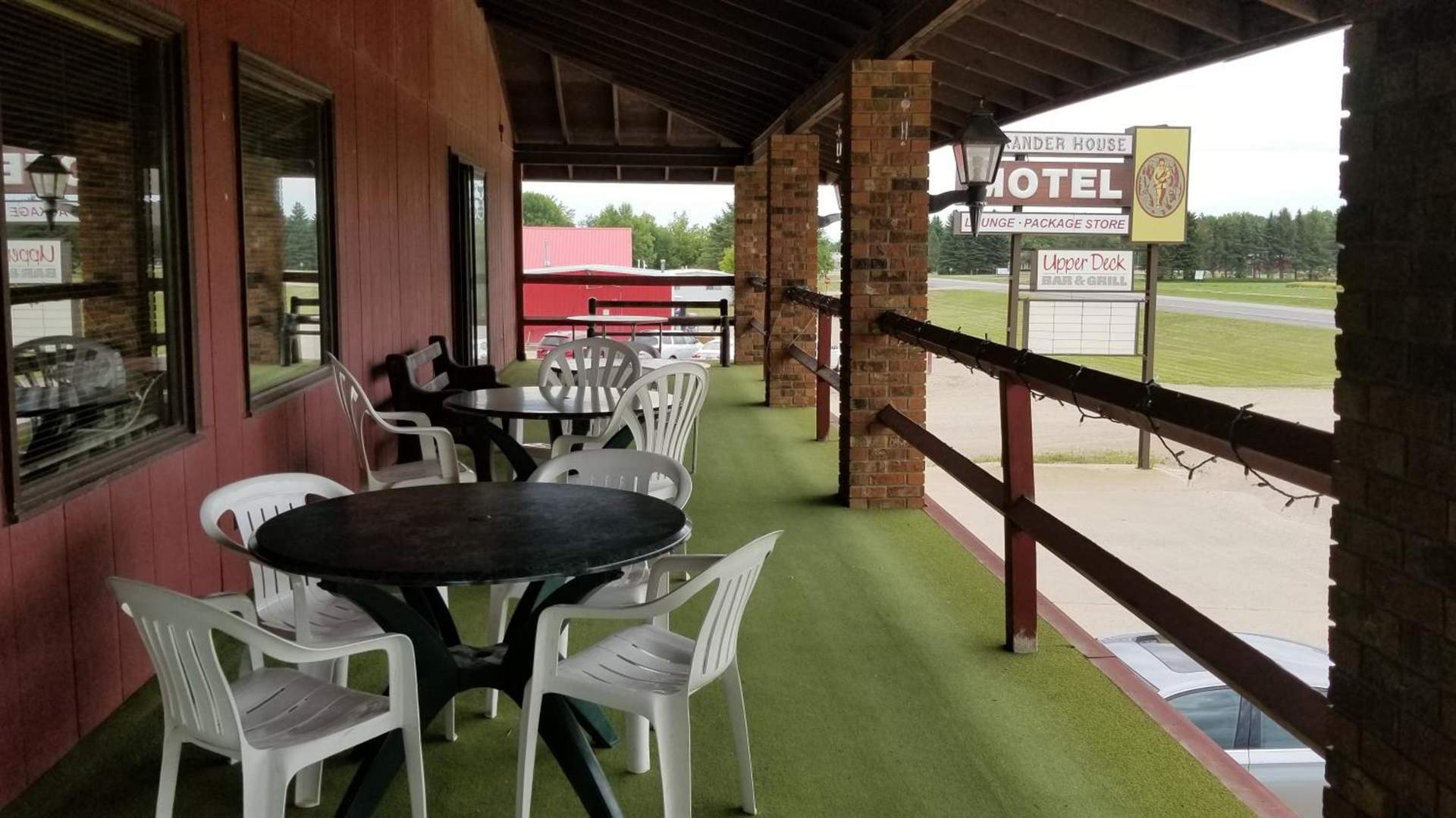 Alexander House Motel