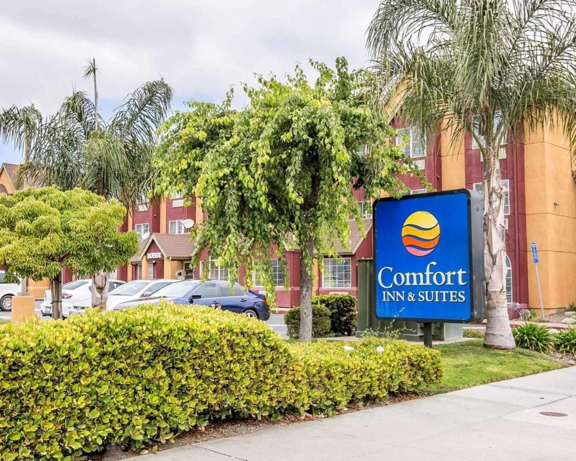 Comfort Inn & Suites Salinas City Center Area