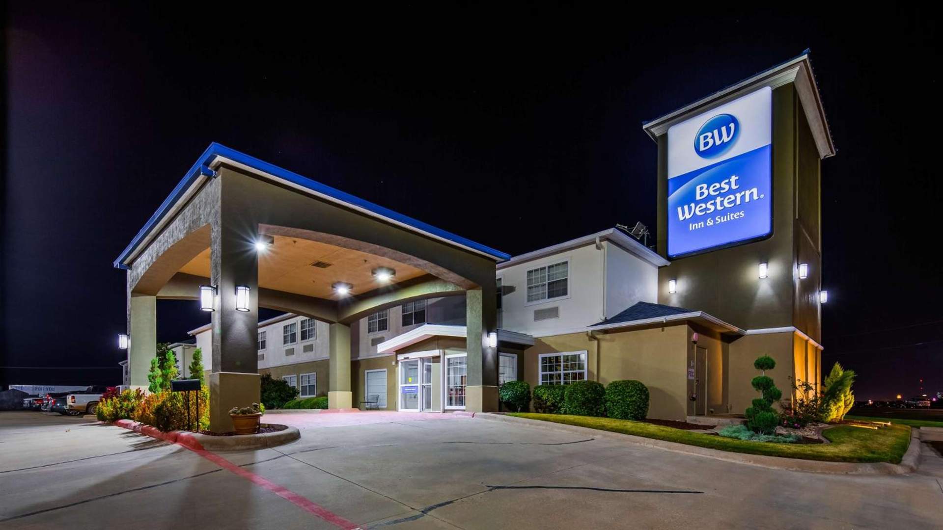Best Western Club House Inn & Suites