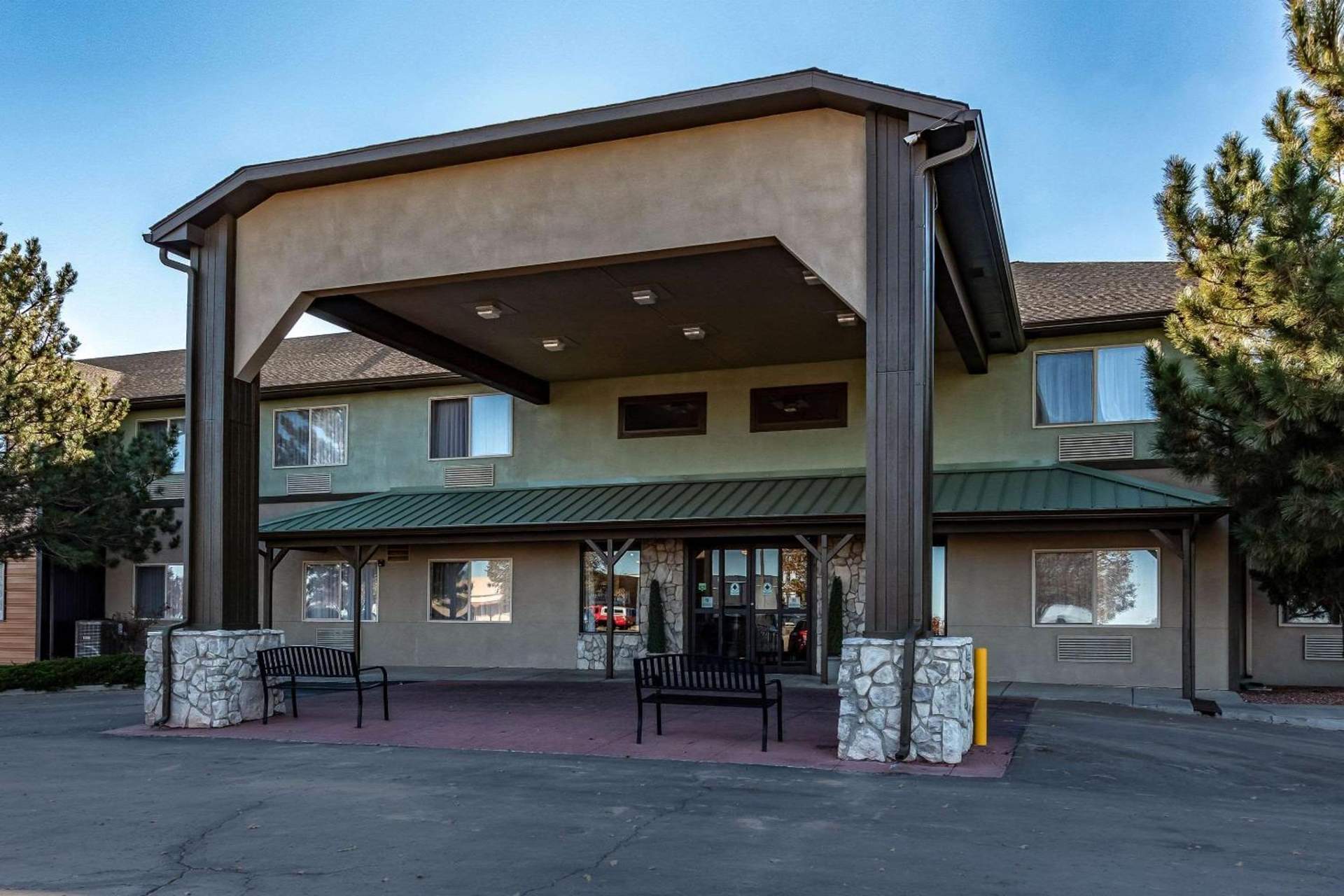 Quality Inn & Suites Pueblo West