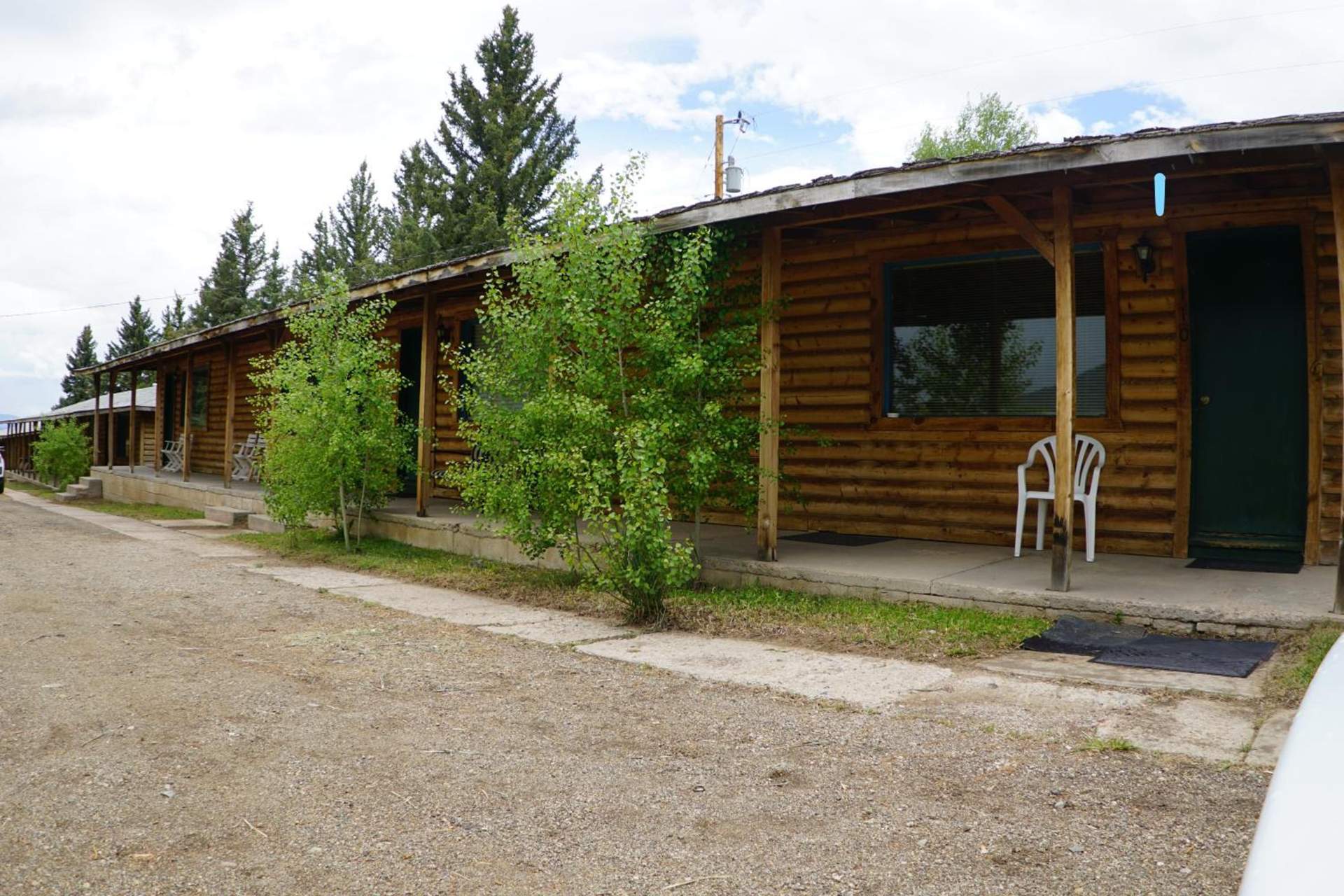 Eagle Nest Fly Shack & Lodge