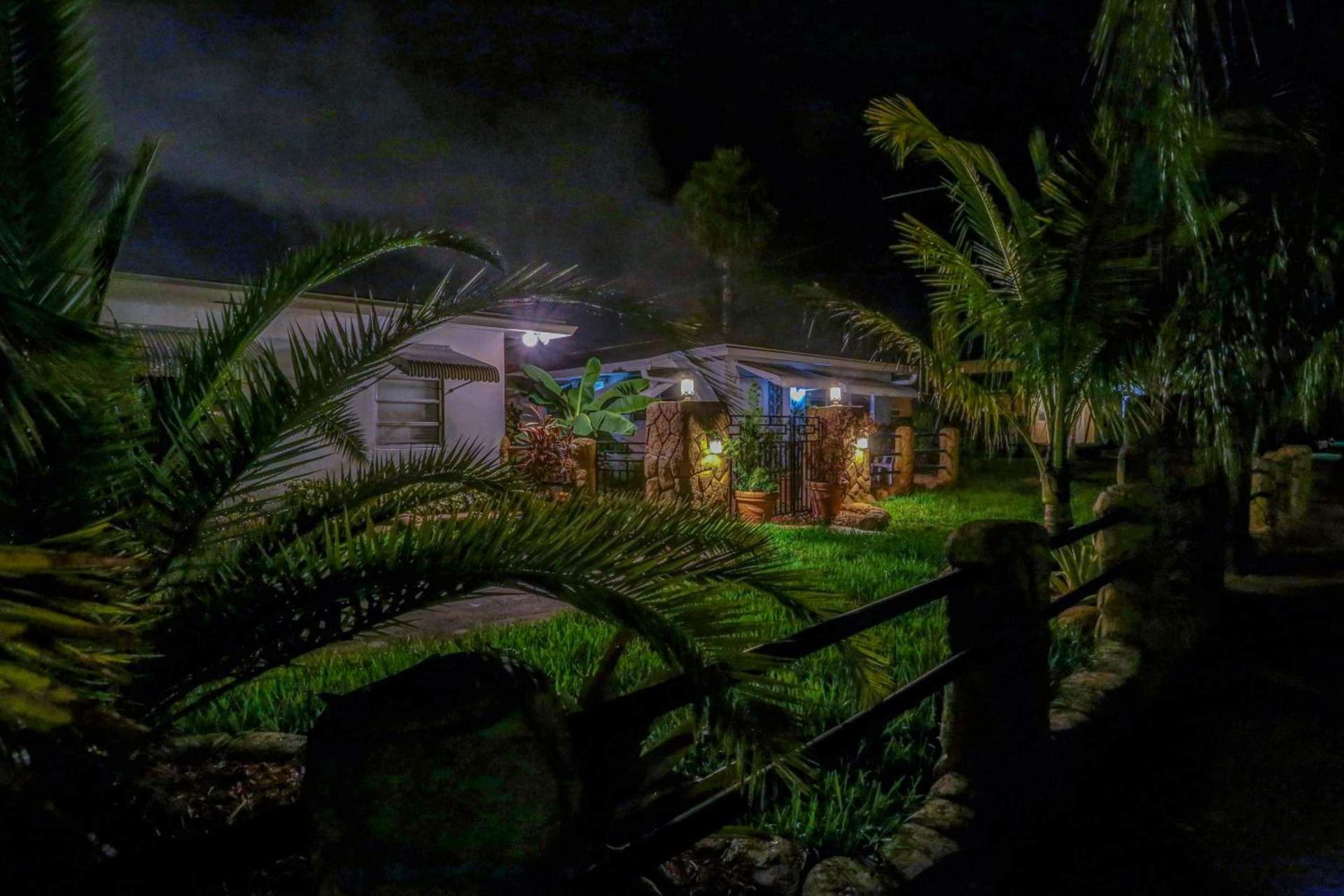 Green Seas Motel
