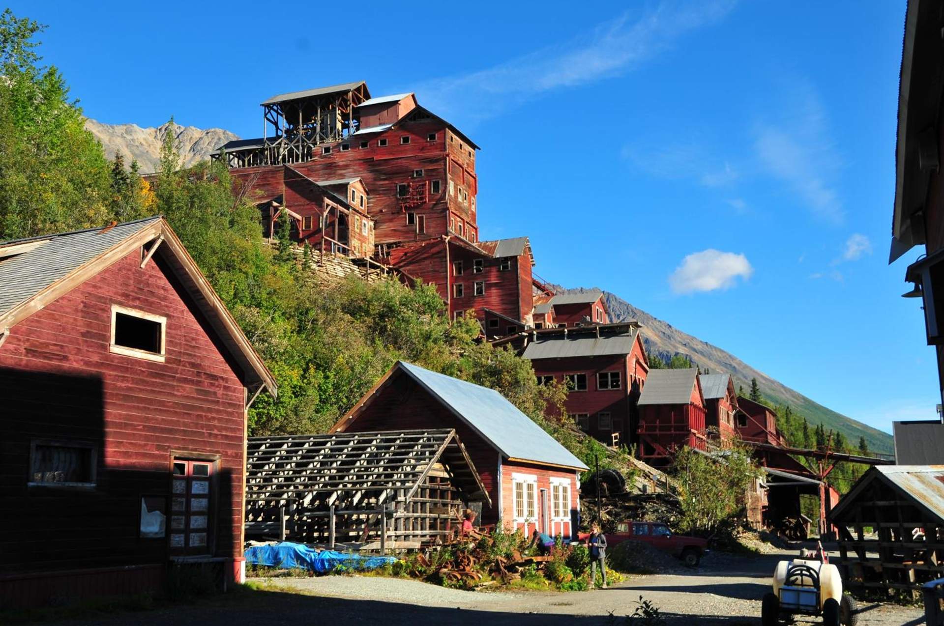 Blackburn Cabins - McCarthy, Alaska