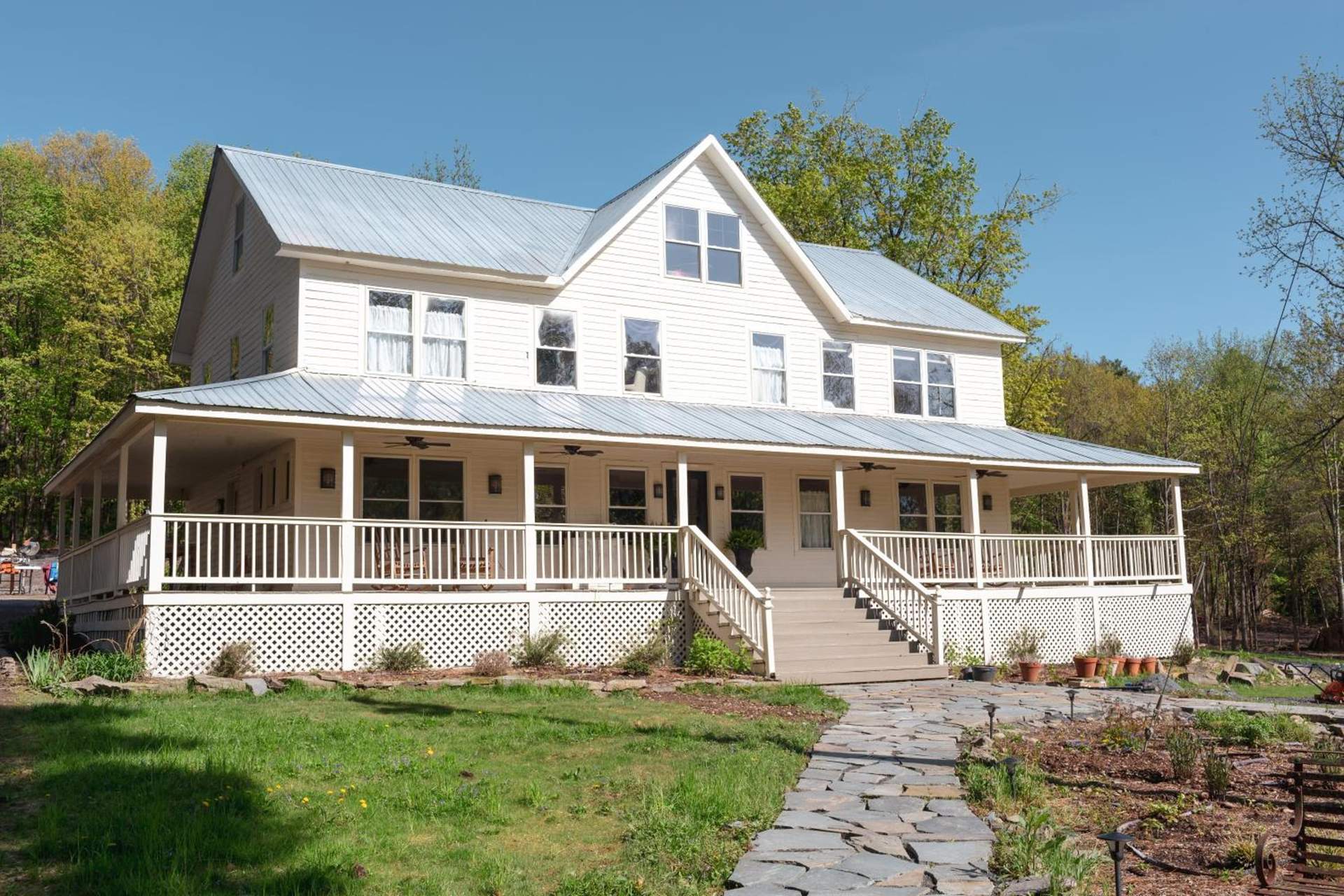 Stonehill's Farmhouse