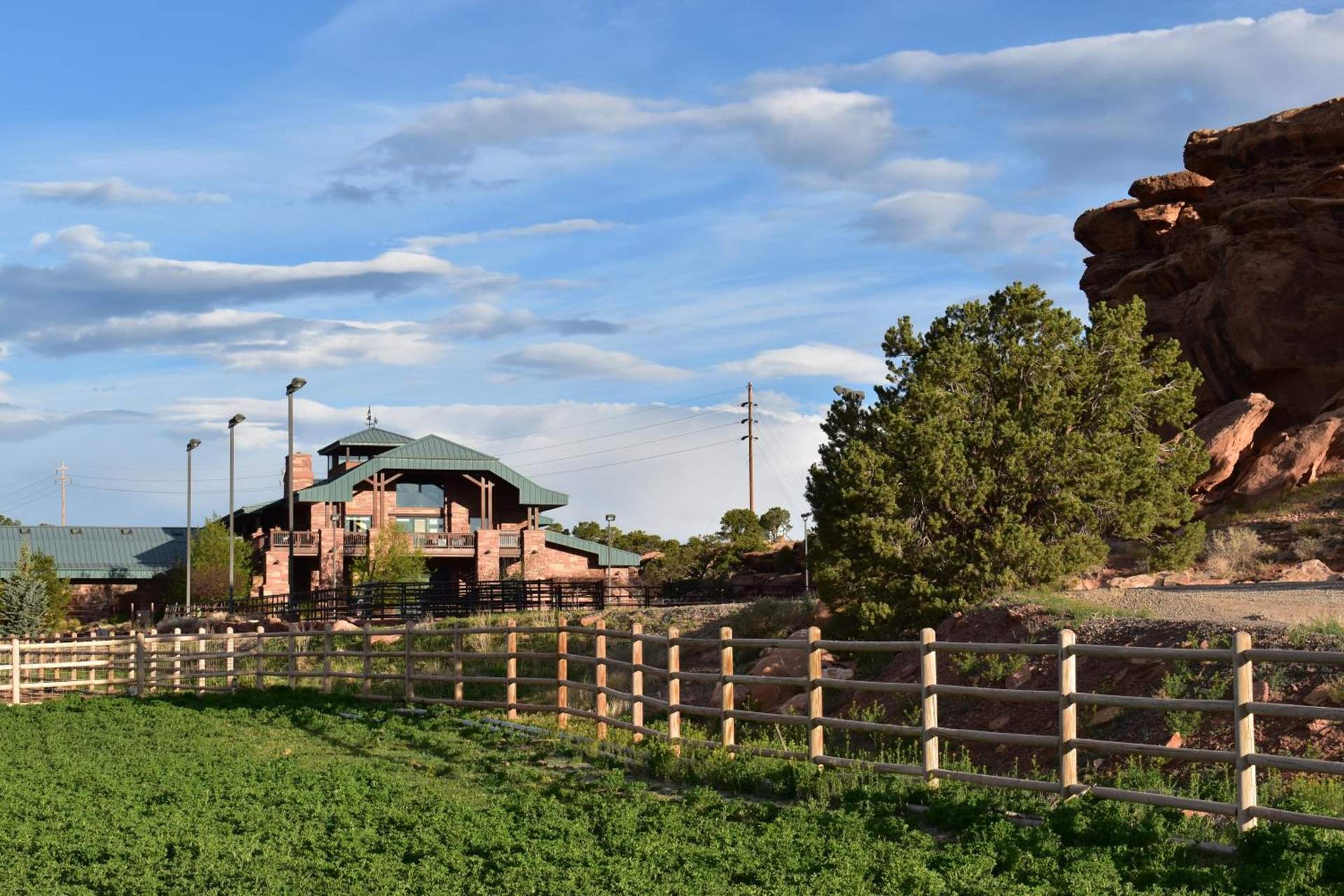 Cougar Ridge Resort