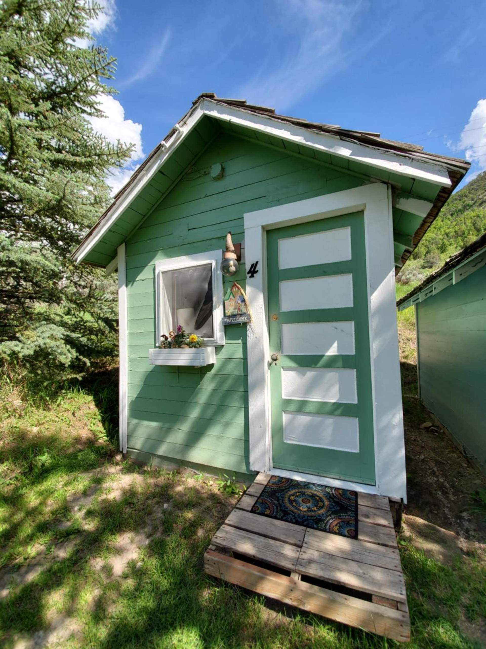 Bristol Cabins