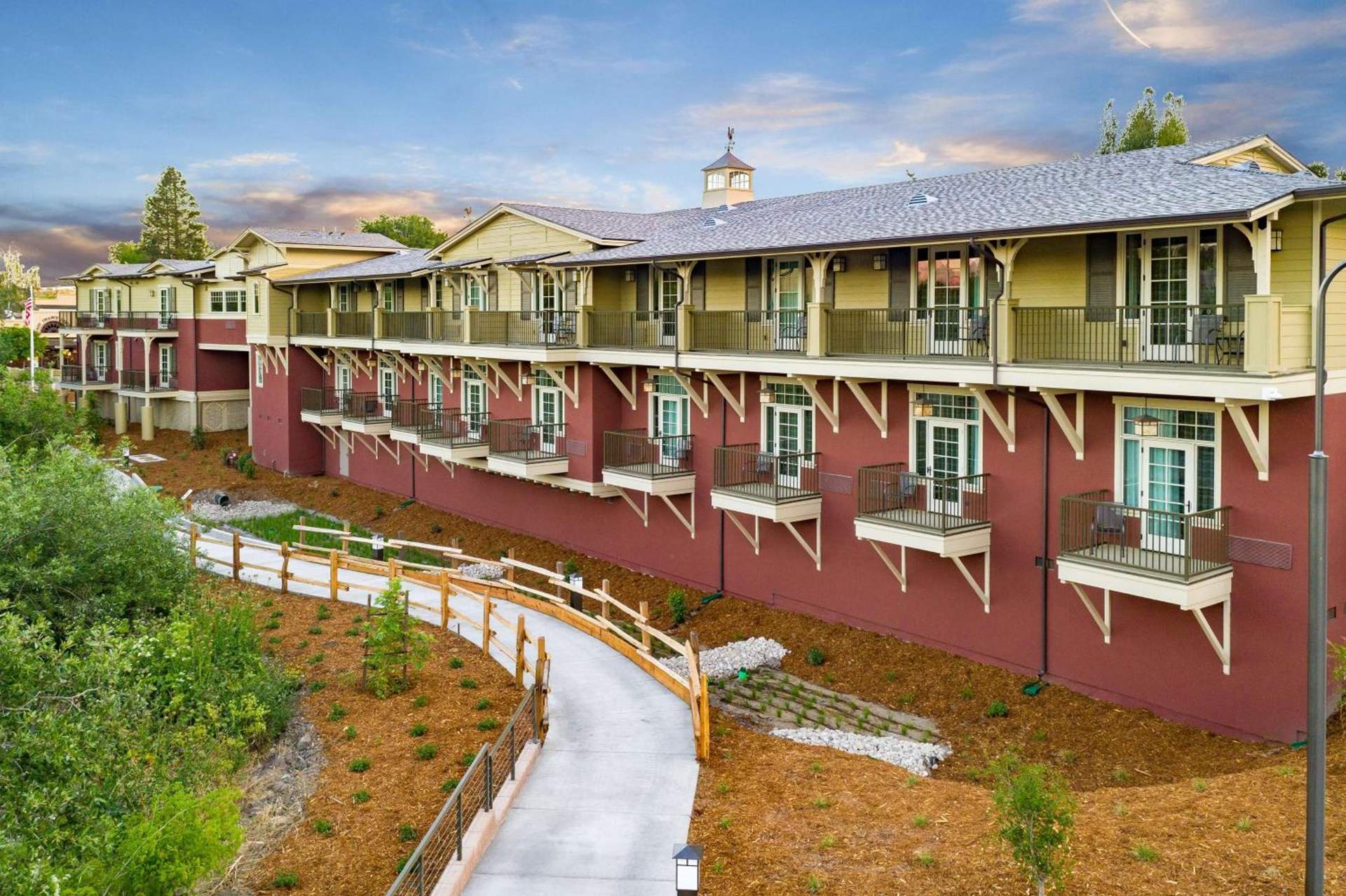 The Agrarian Hotel; Best Western Signature Collection
