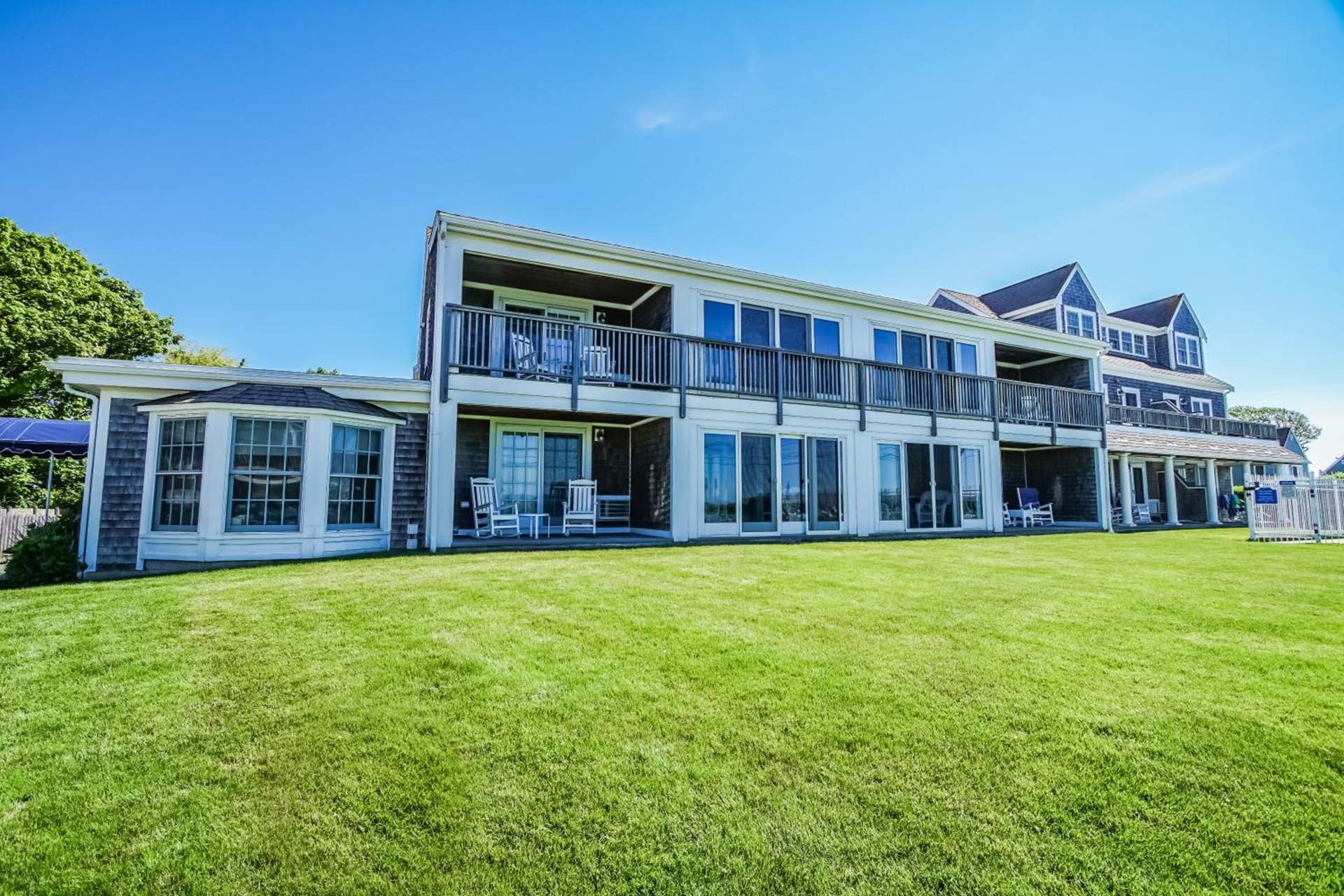 Beachside Village Resort