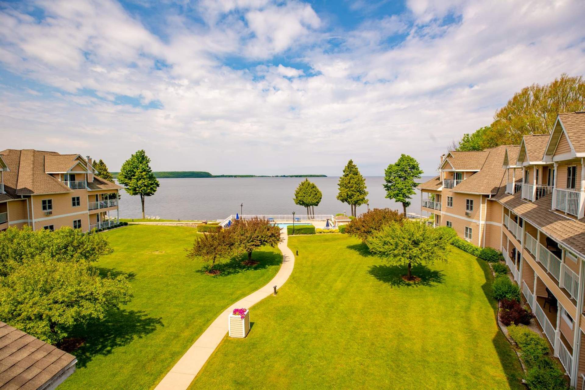 Westwood Shores Waterfront Resort
