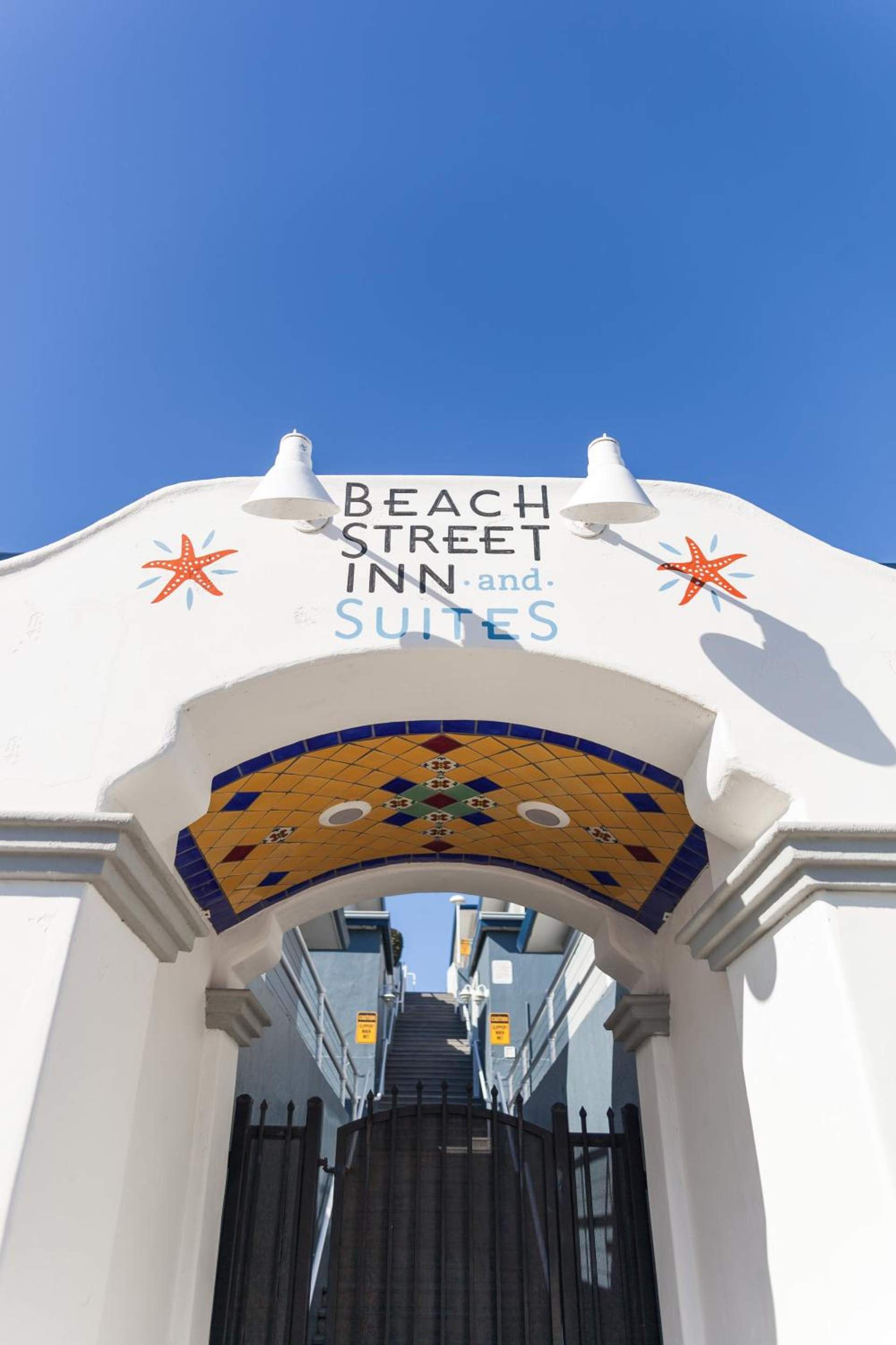 Beach Street Inn and Suites