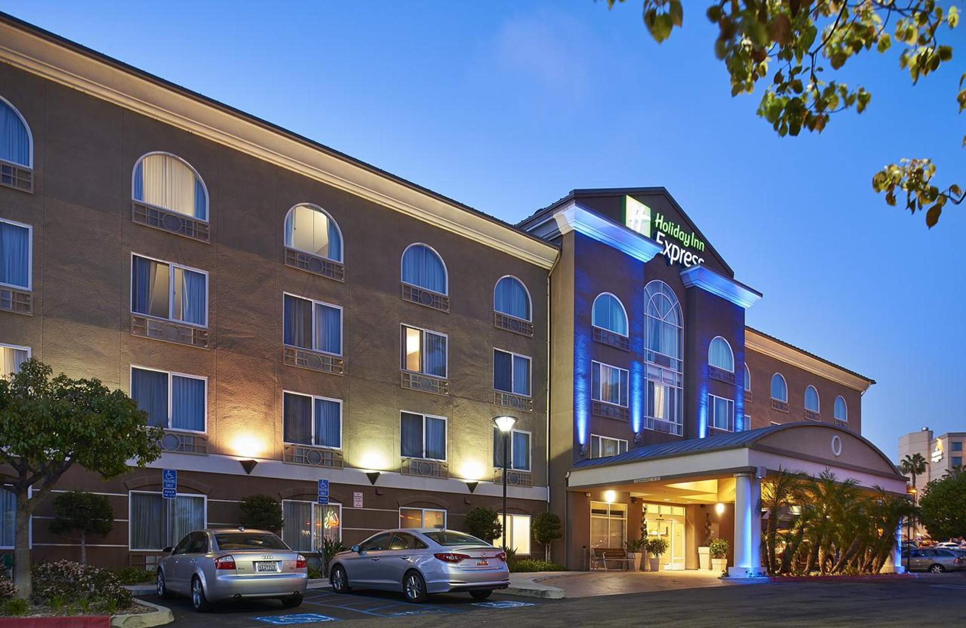 Holiday Inn Express San Diego - Sorrento Valley by IHG