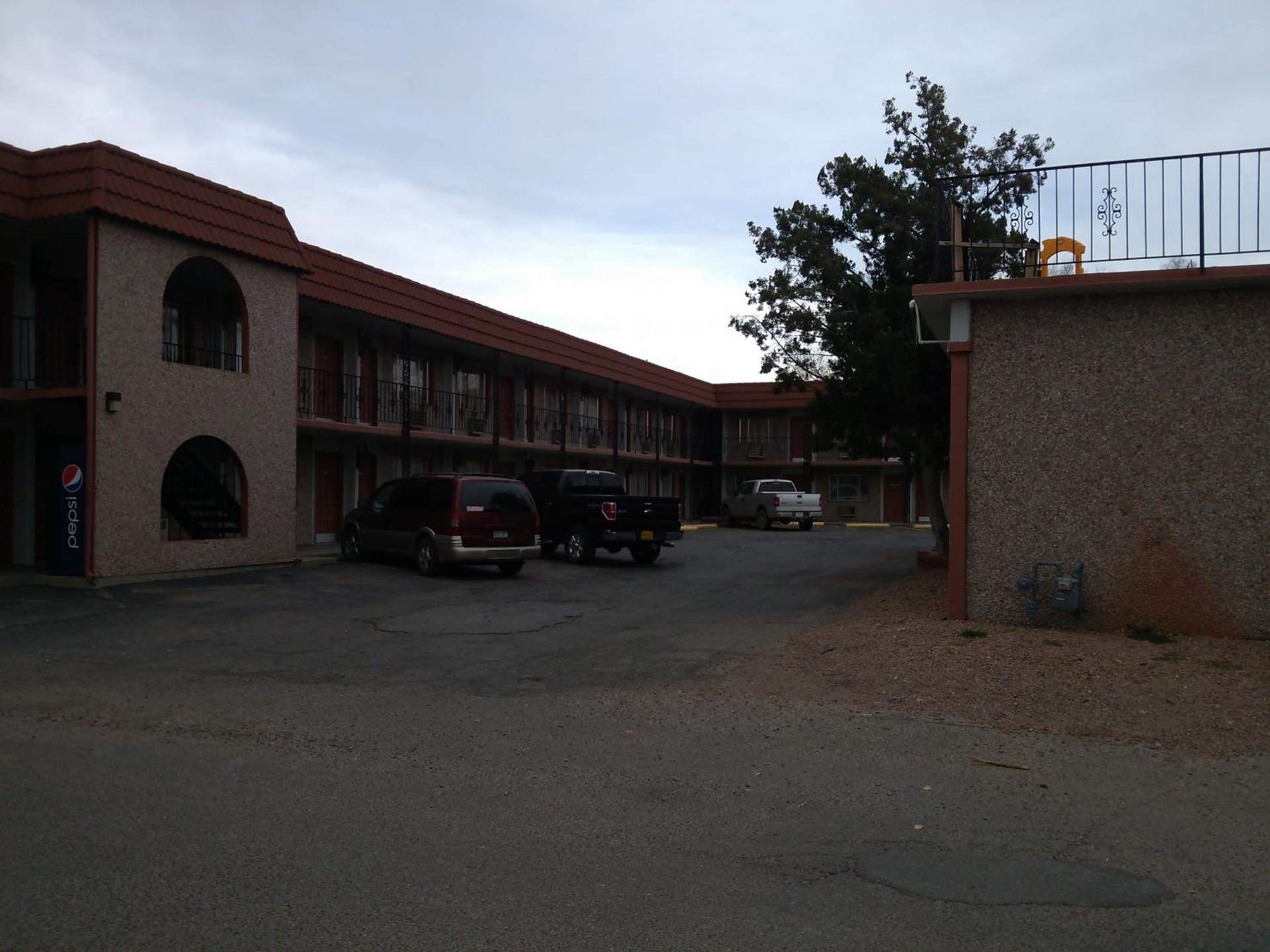 High Chaparral Inn