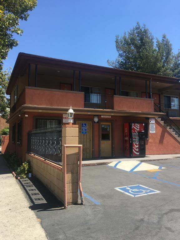 Heritage Inn