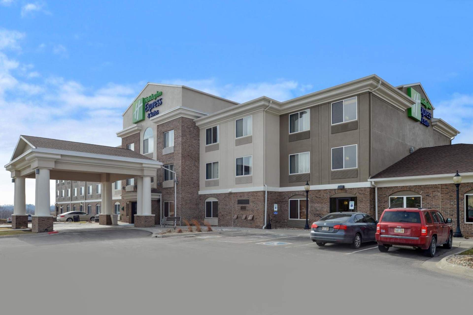 Holiday Inn Express Hotel & Suites Omaha West, an IHG Hotel