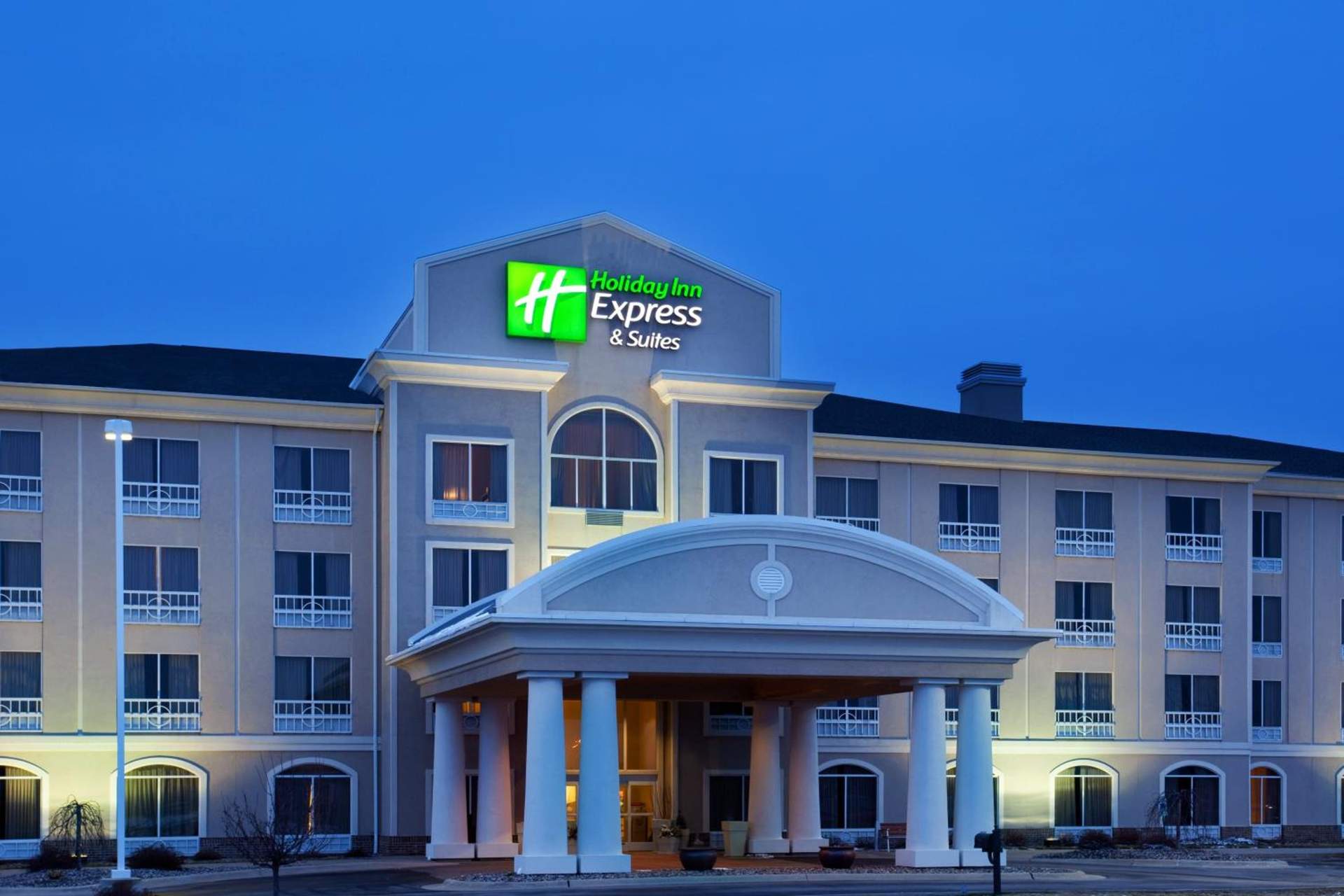 Holiday Inn Express Rockford-Loves Park by IHG
