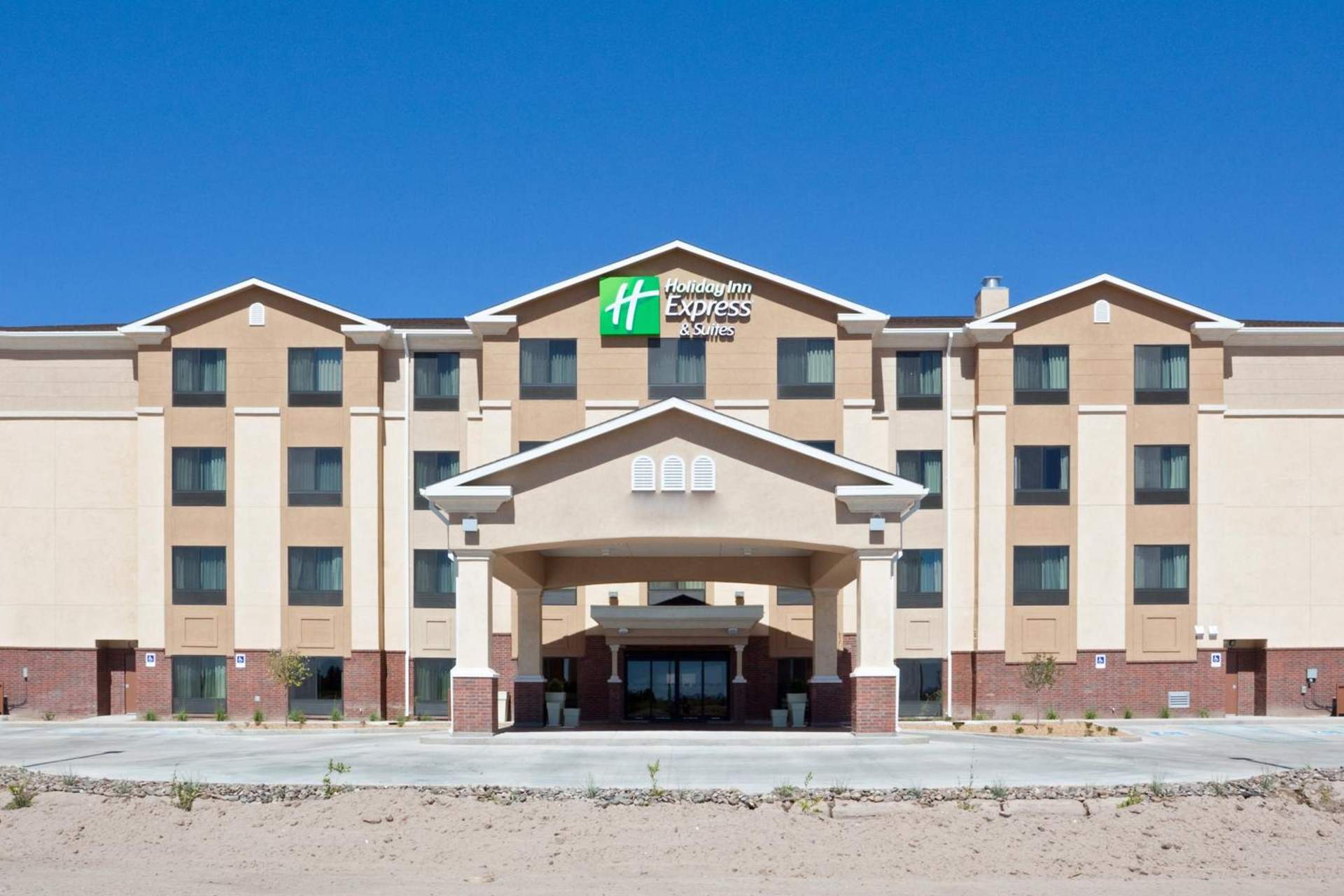 Holiday Inn Express & Suites Deming Mimbres Valley by IHG