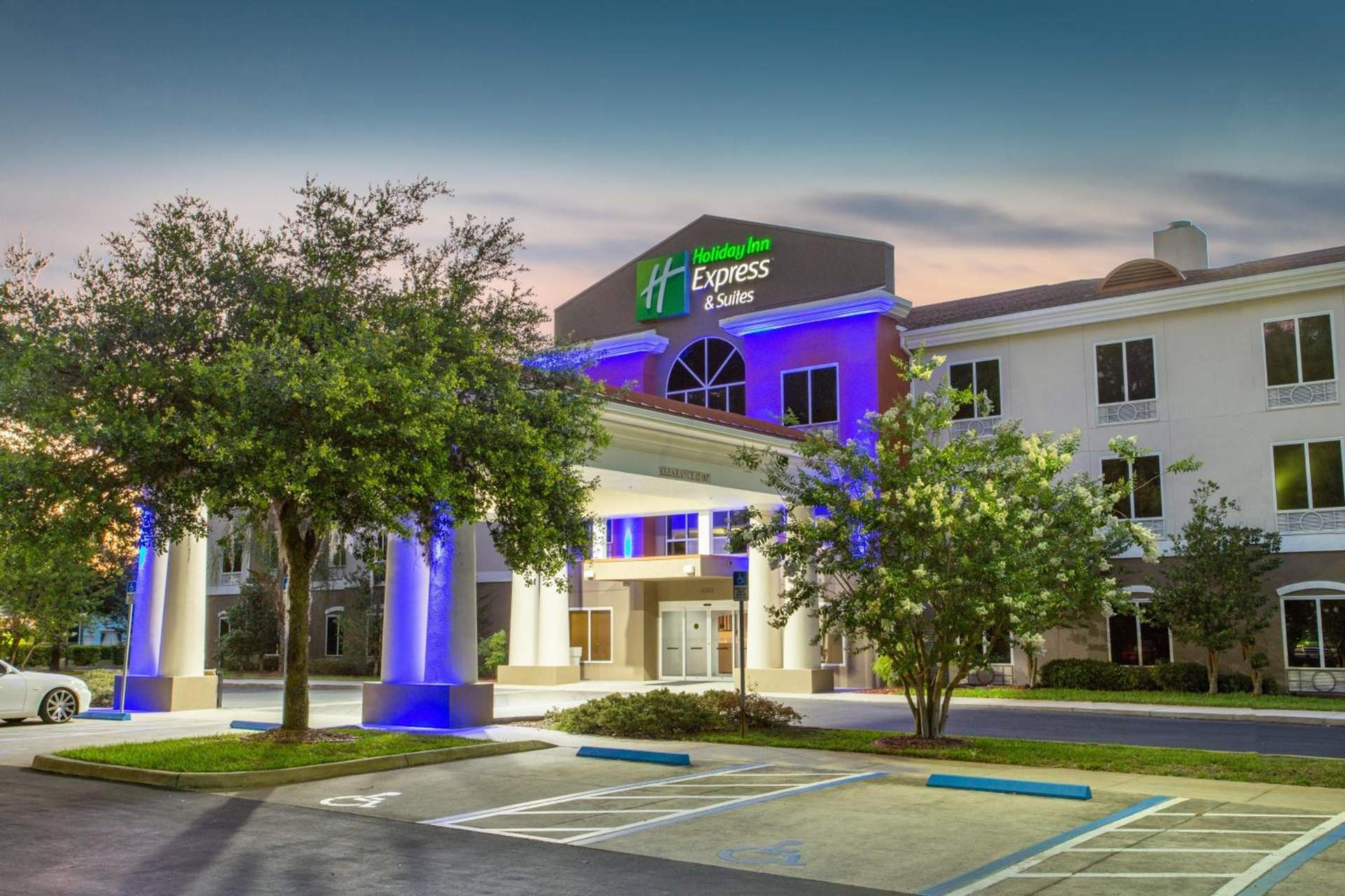 Holiday Inn Express and Suites Silver Springs - Ocala by IHG