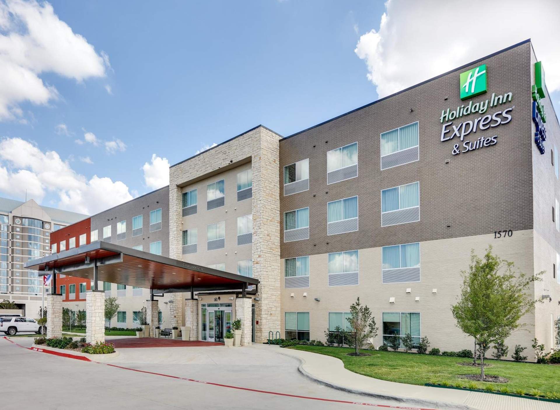 Holiday Inn Express & Suites Dallas NW - Farmers Branch by IHG