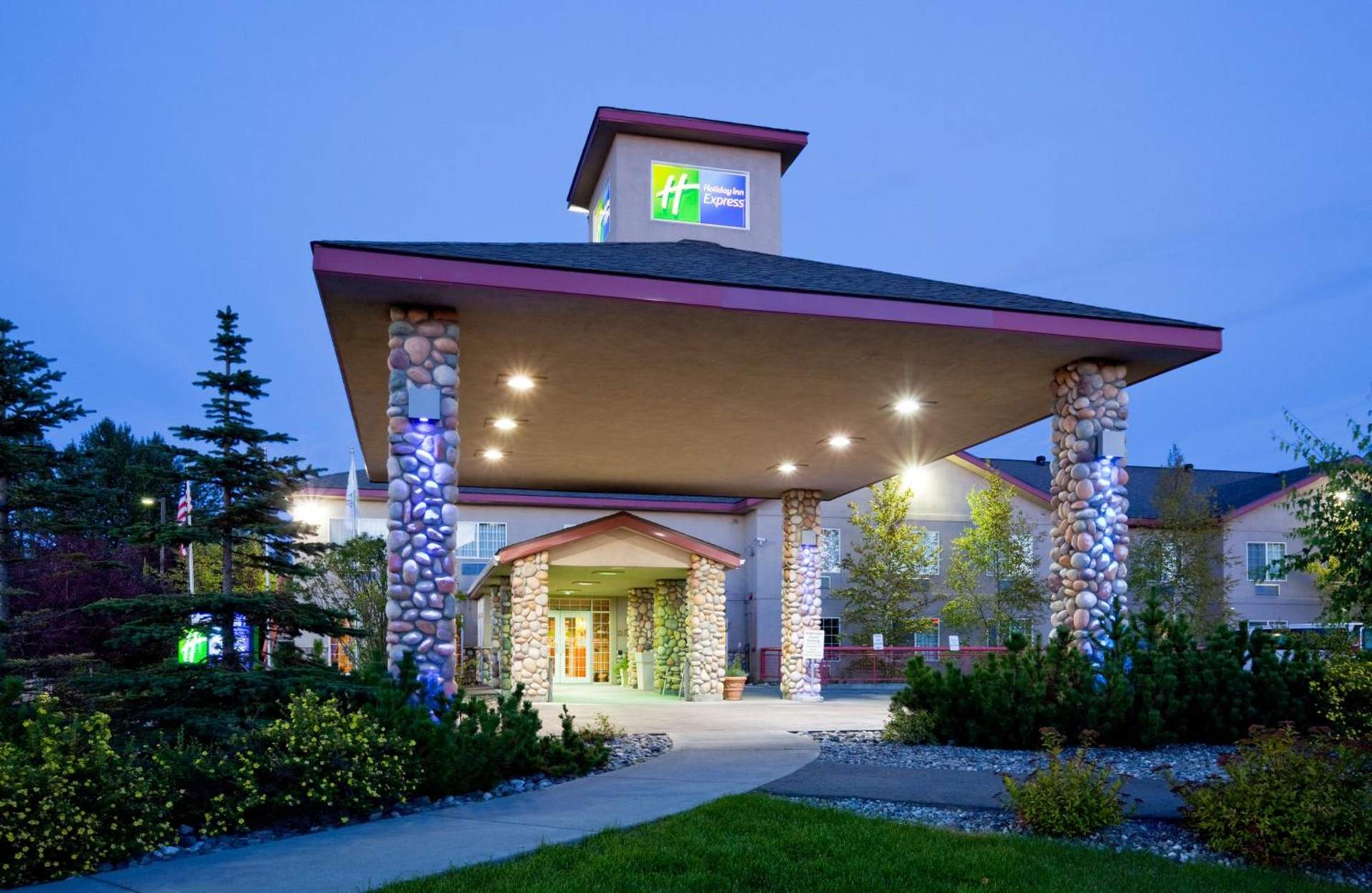 Wyndham Garden Anchorage Airport