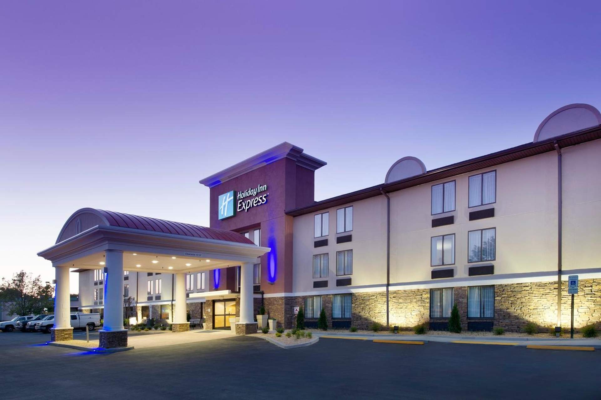 Holiday Inn Express - Waldorf by IHG