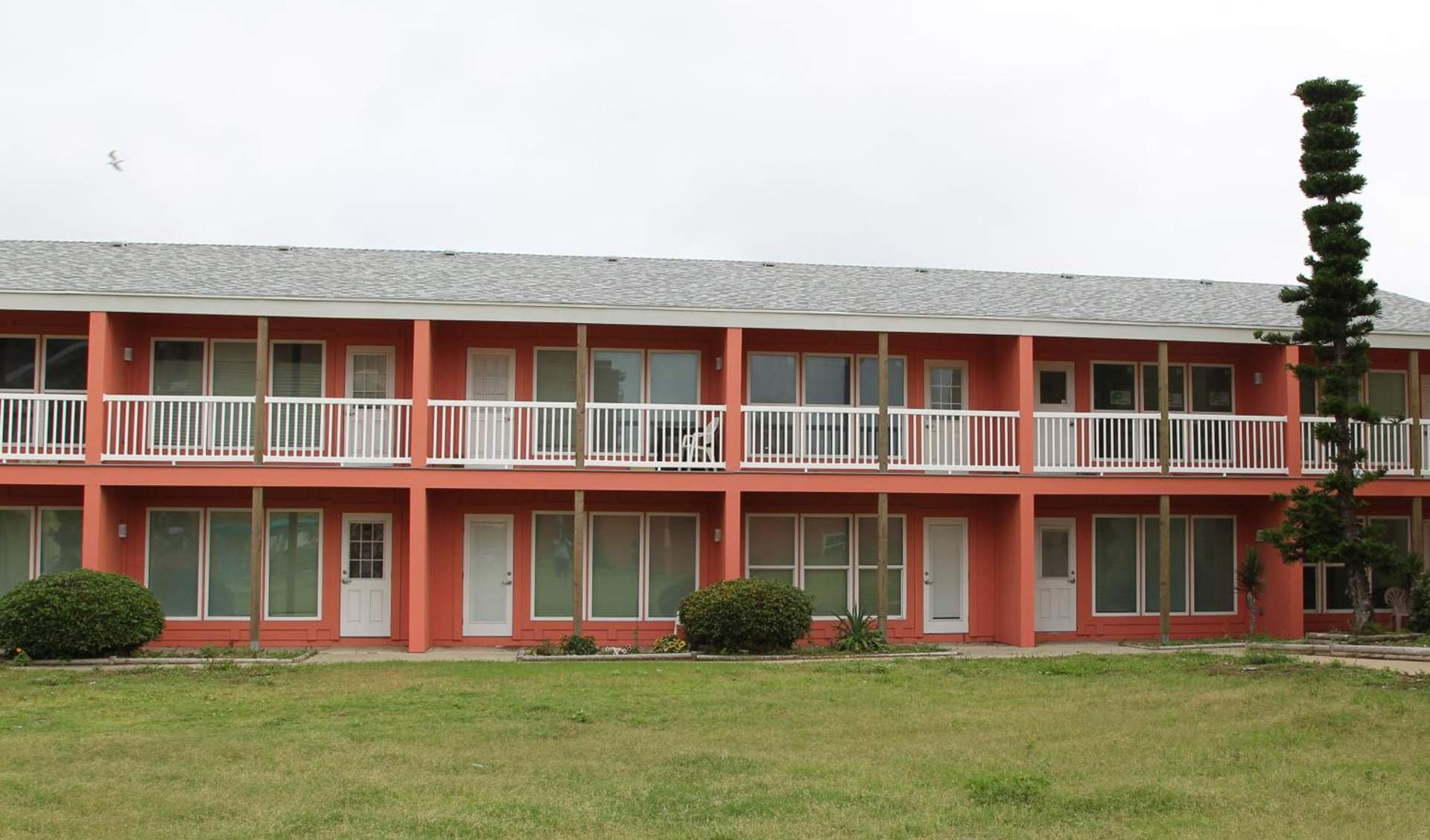 Executive Keys Condominiums on the Beach