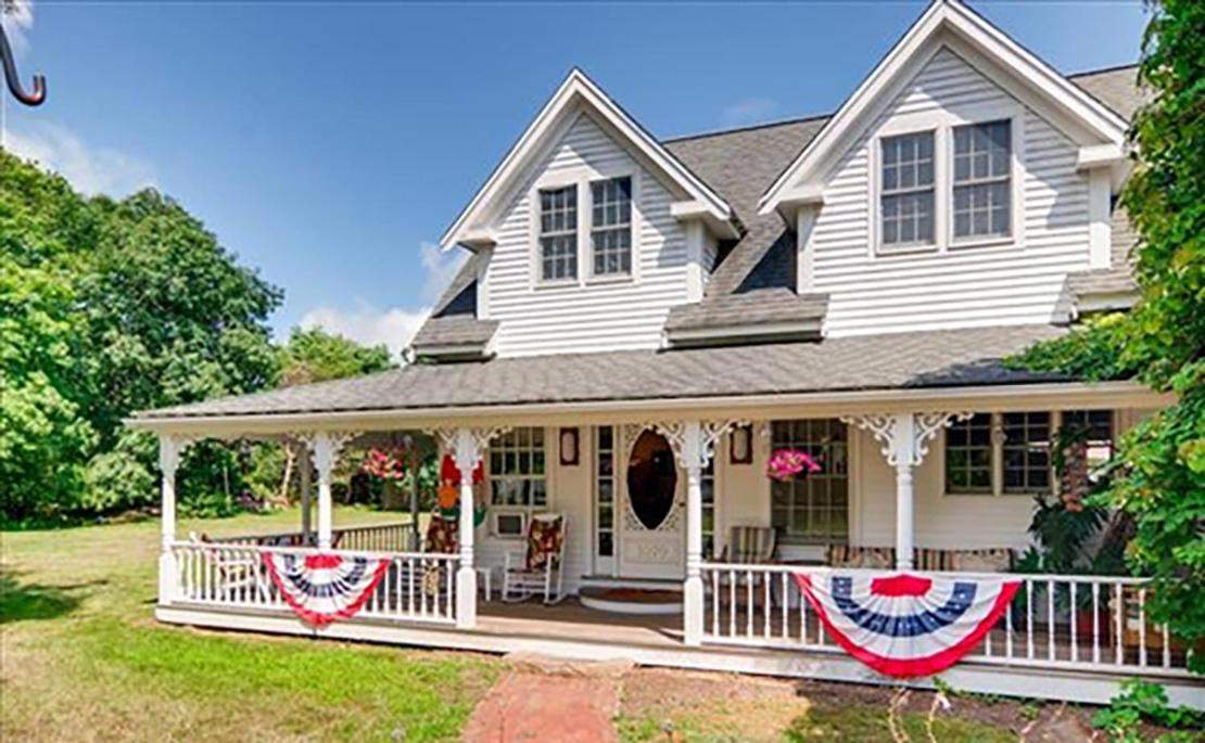 West Tisbury Inn