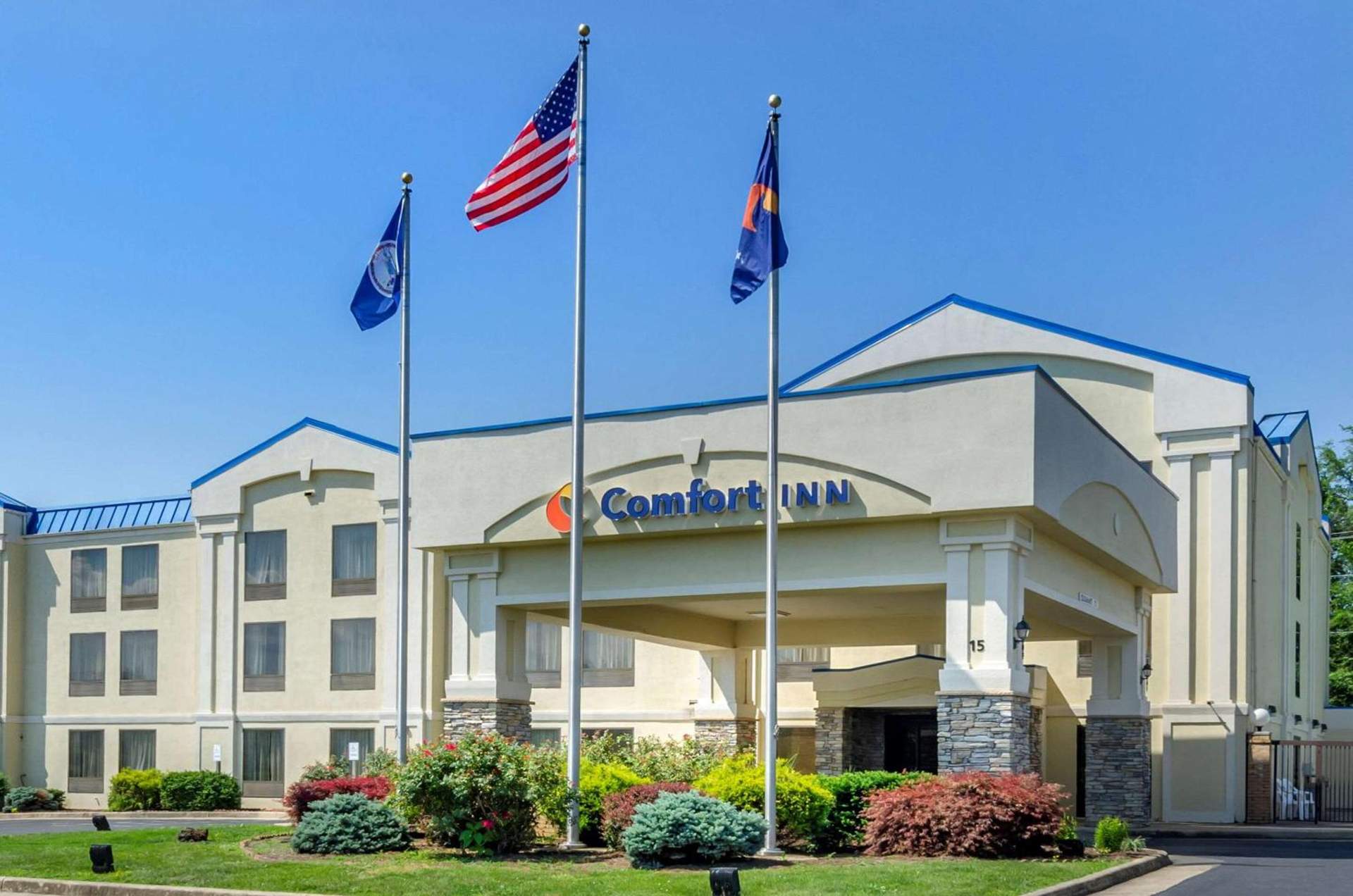 Spark by Hilton Waynesboro
