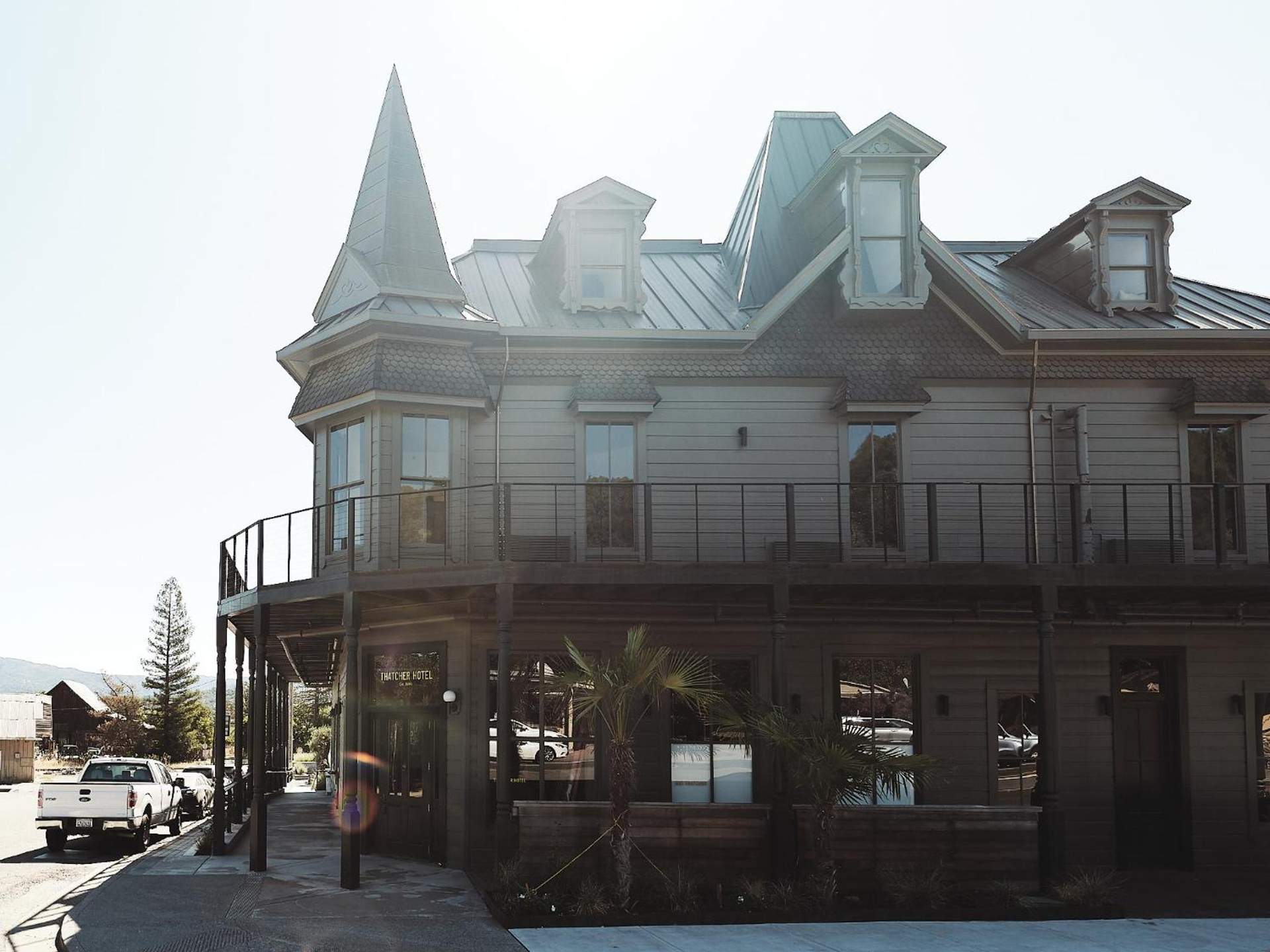 Thatcher Hotel