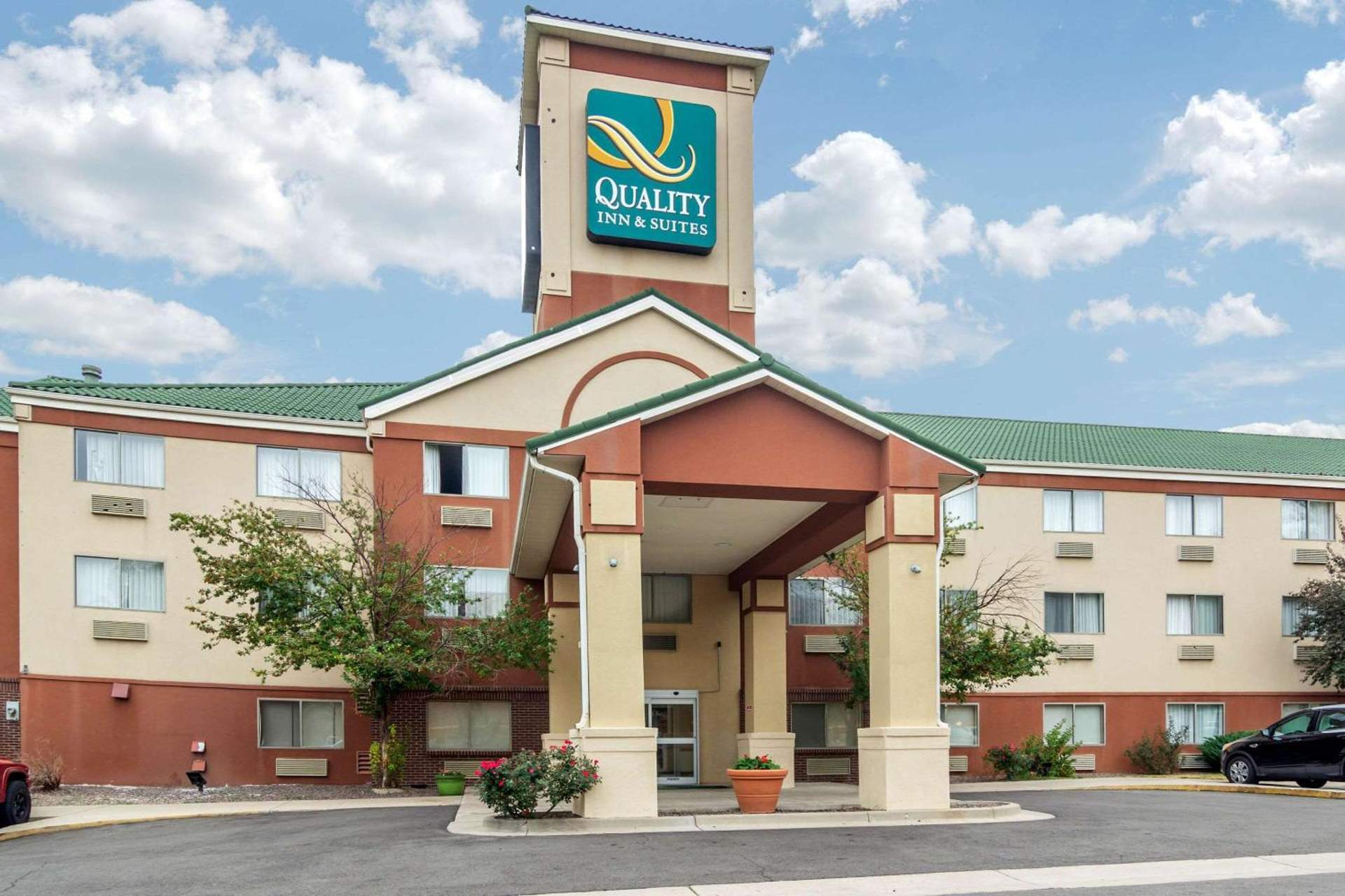 Spark by Hilton Lakewood Denver Southwest