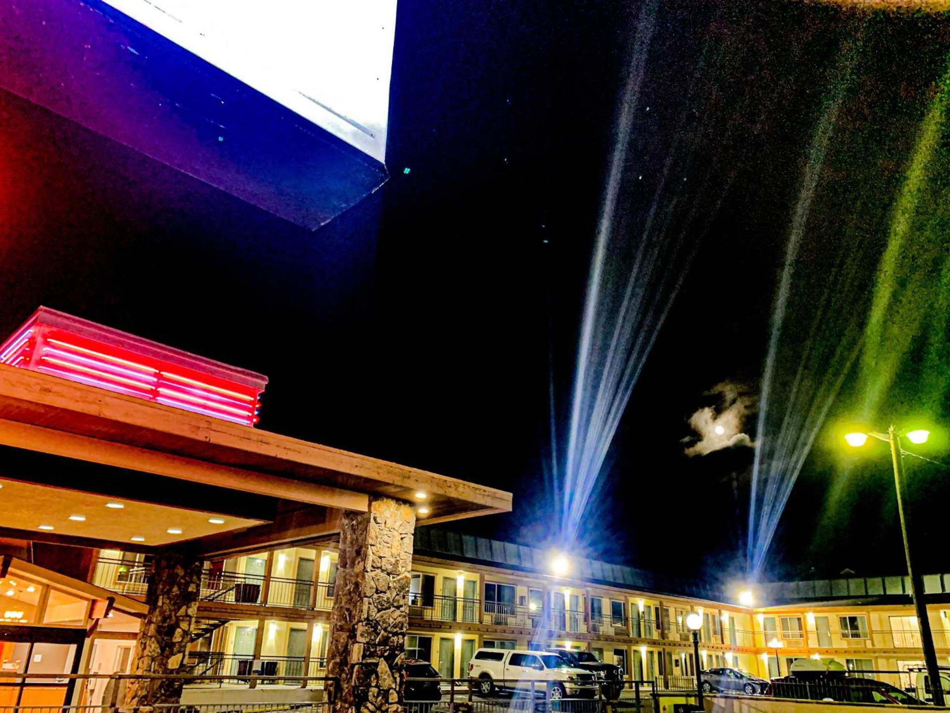 Econo Lodge Inn & Suites Winnemucca