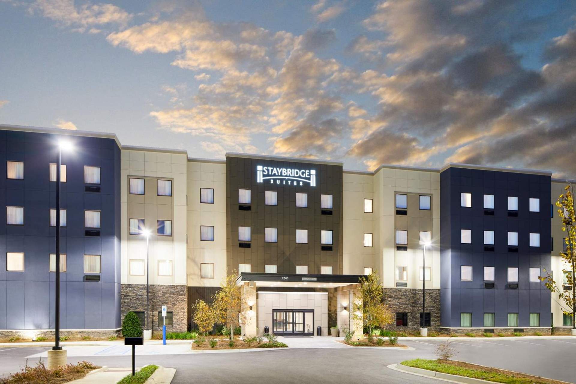 Staybridge Suites - Auburn - University Area by IHG
