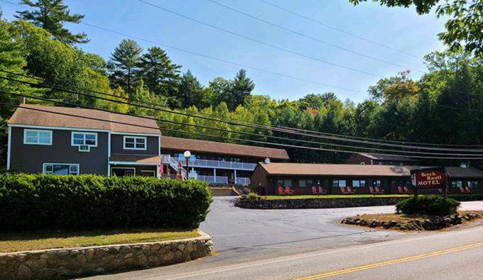 Birch Knoll Motel