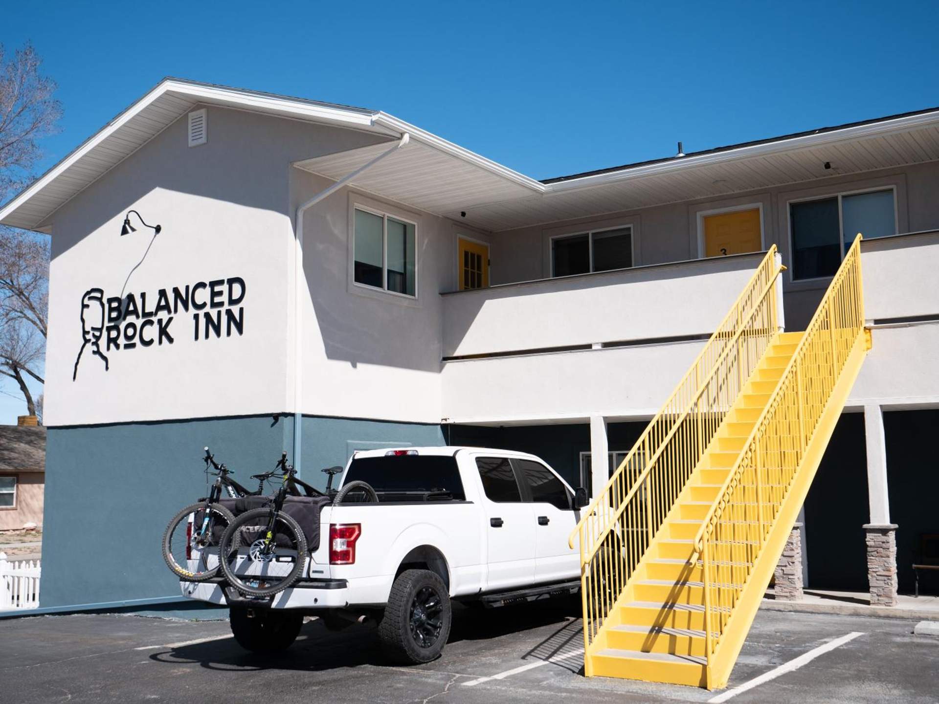 Balanced Rock Inn