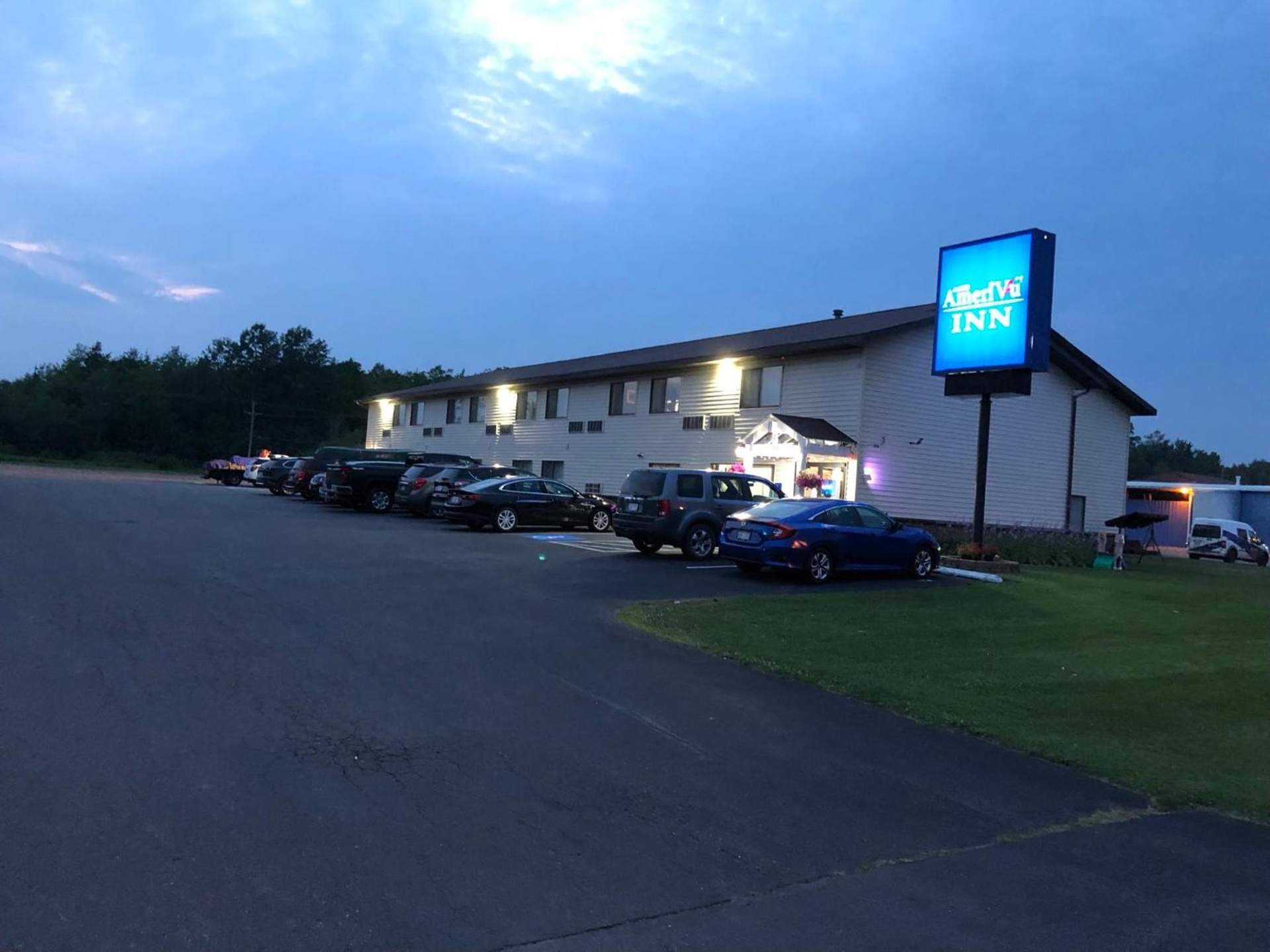 AmeriVu Inn