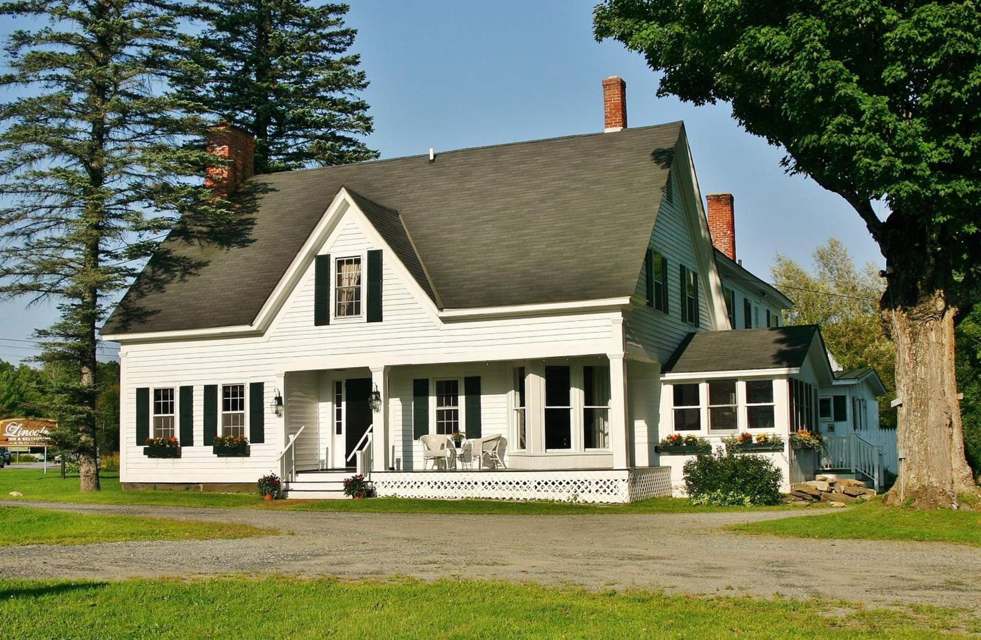 The Lincoln Inn & Restaurant At The Covered Bridge
