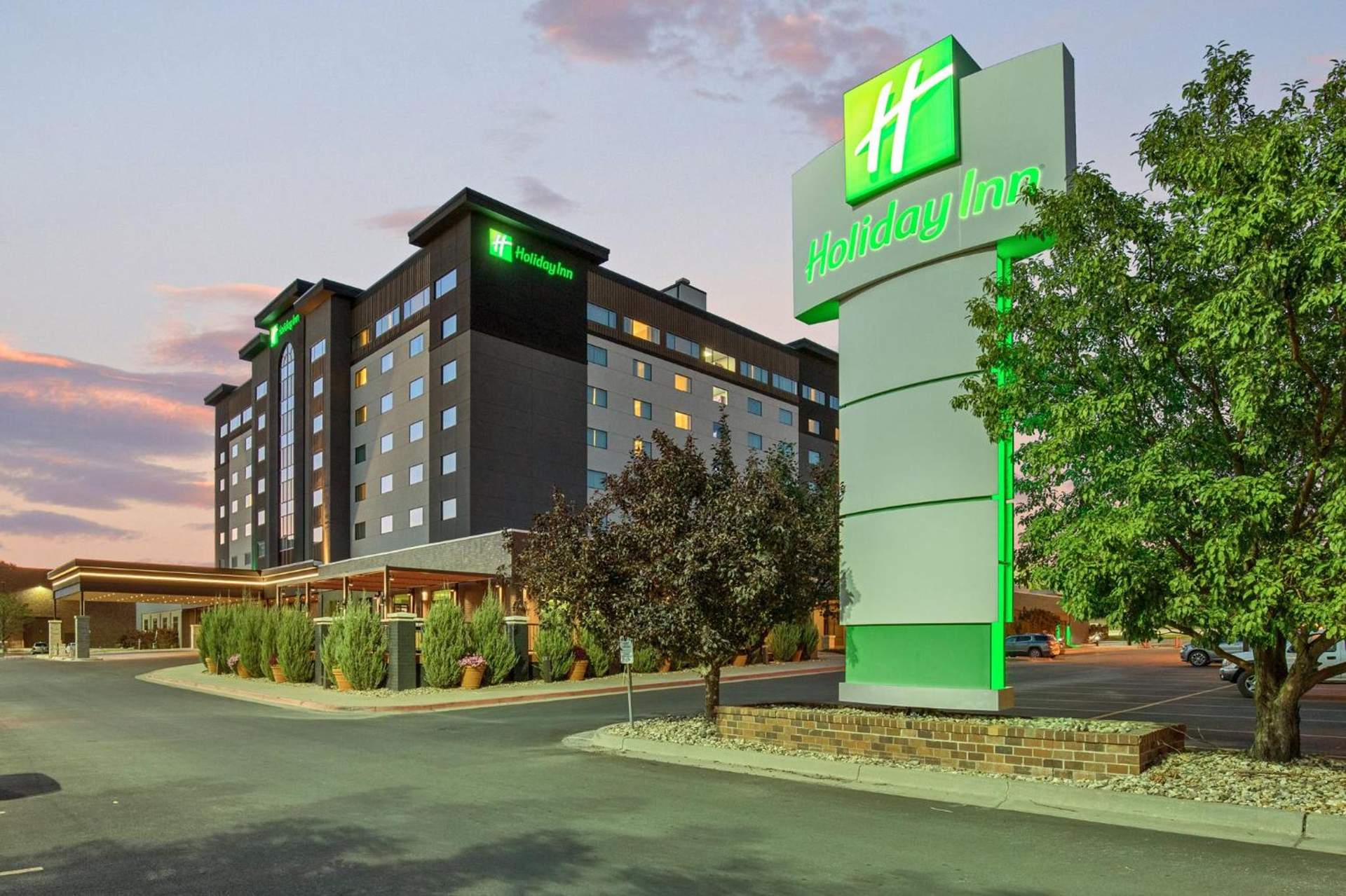 DoubleTree by Hilton Rapid City Downtown Convention Center