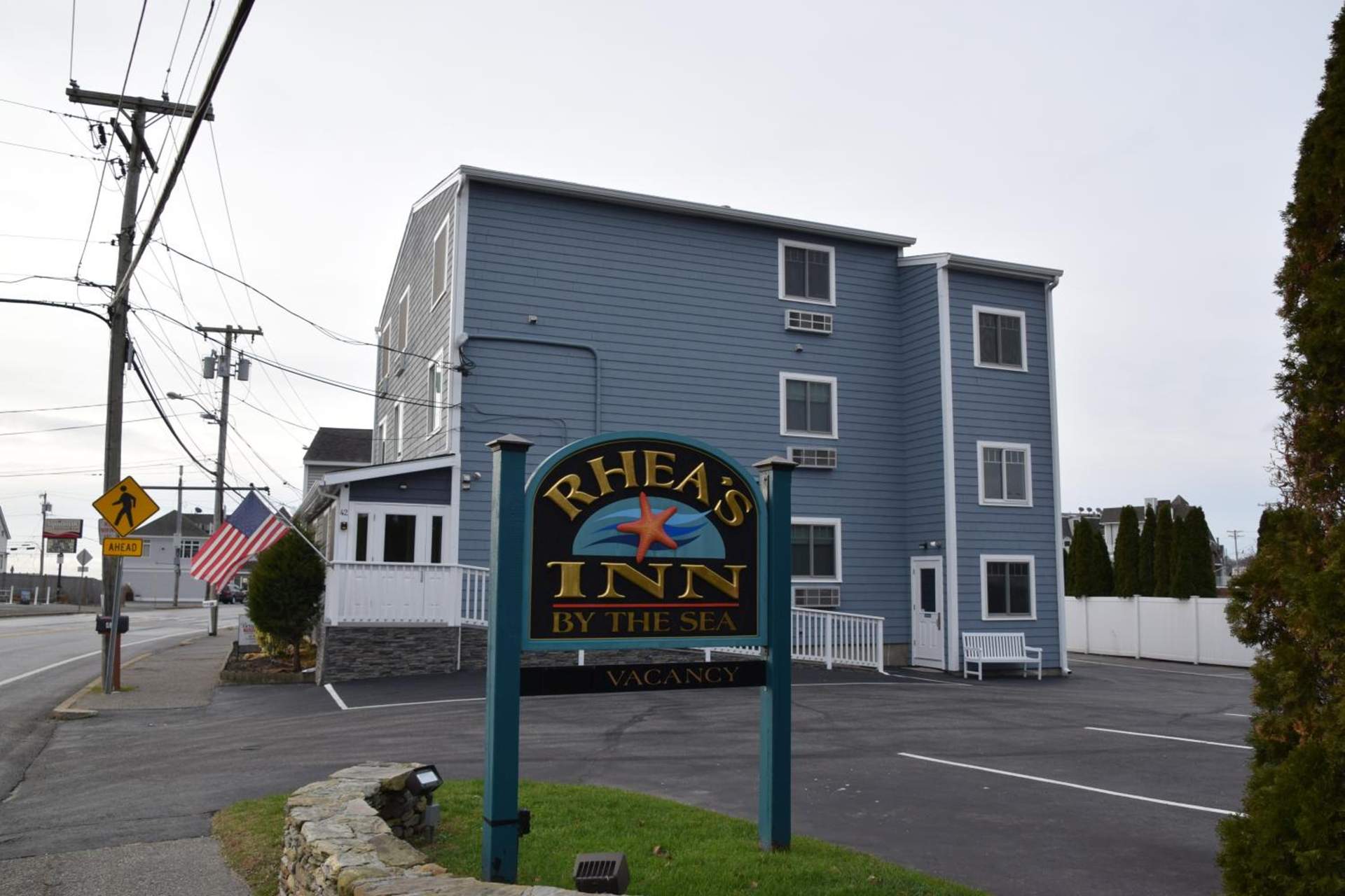 Rhea's Inn by the Sea