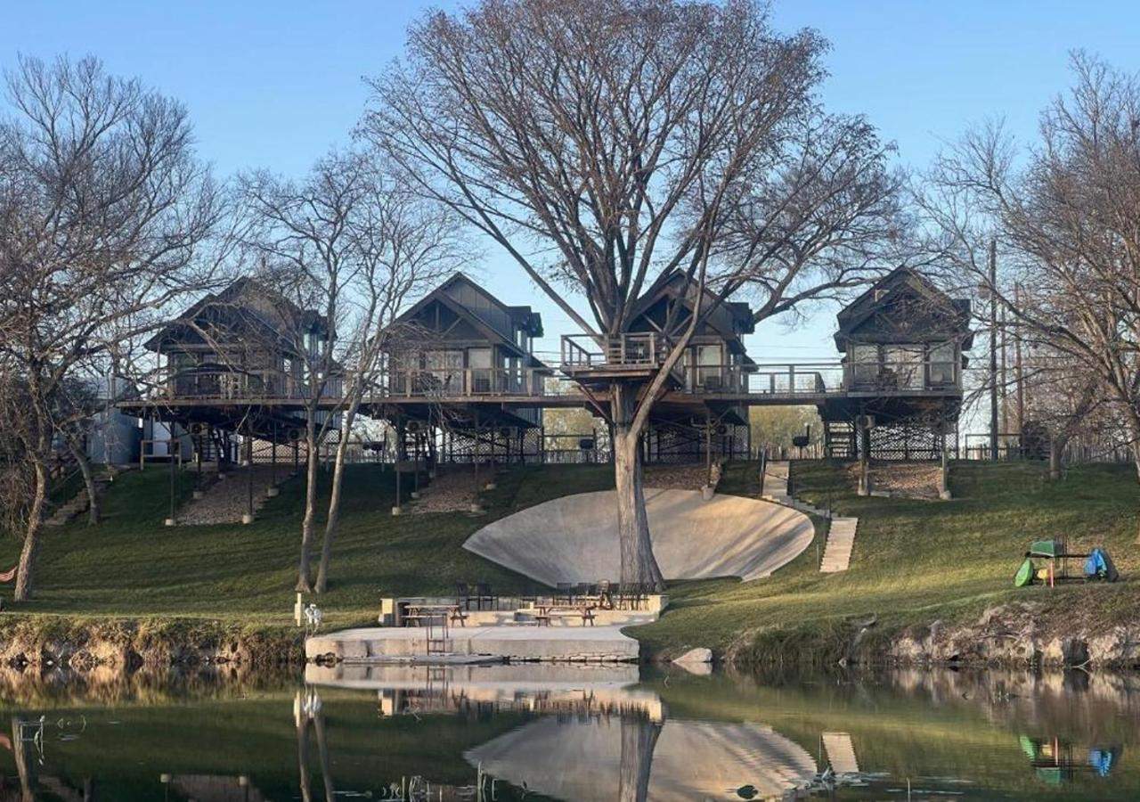 Treetop River Cabins on the Guadalupe River