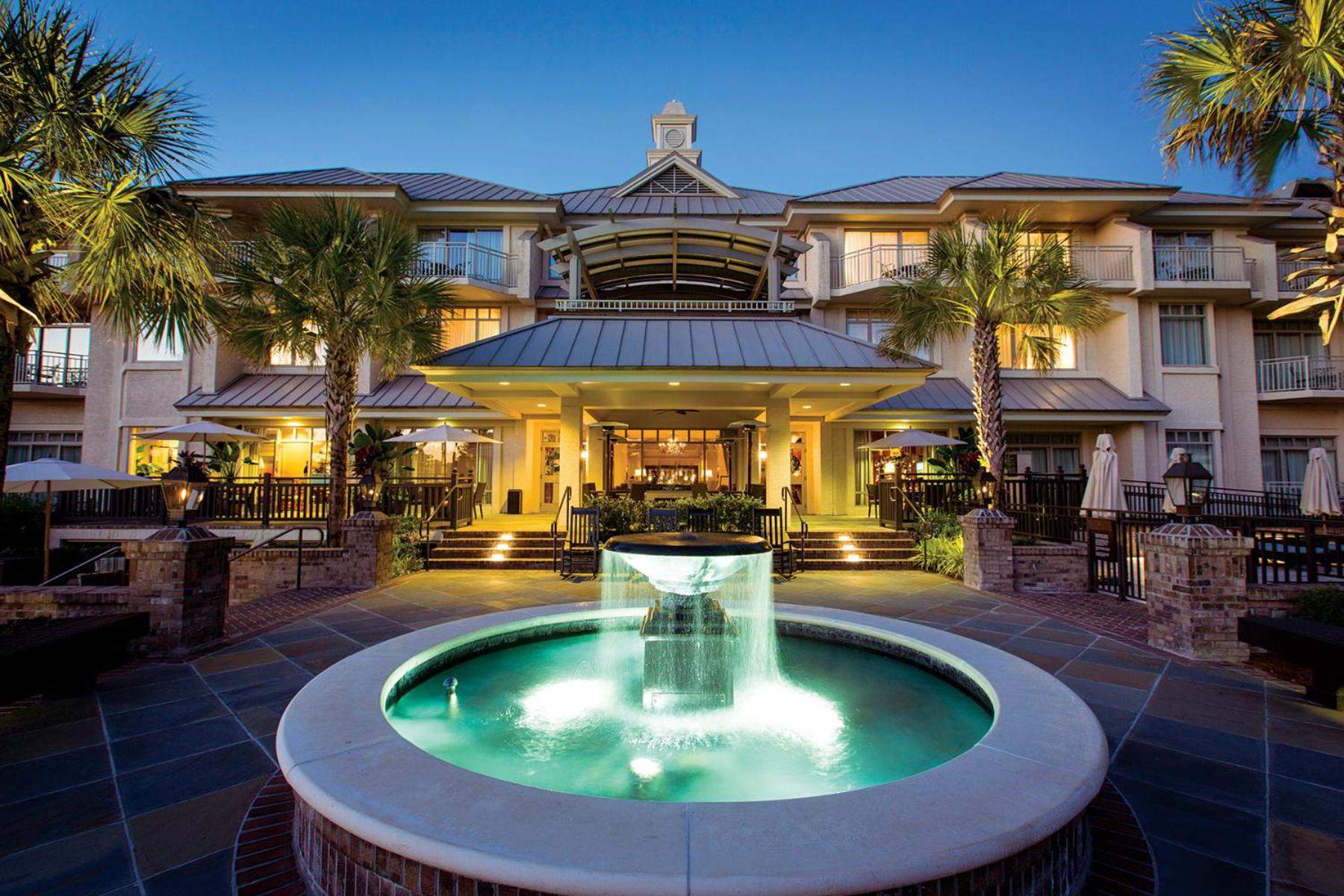 Inn and Club at Harbour Town