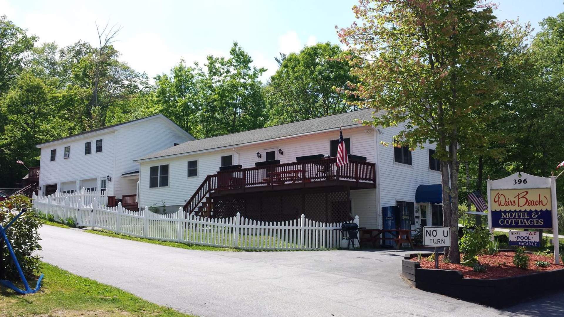 Weirs Beach Motel & Cottages