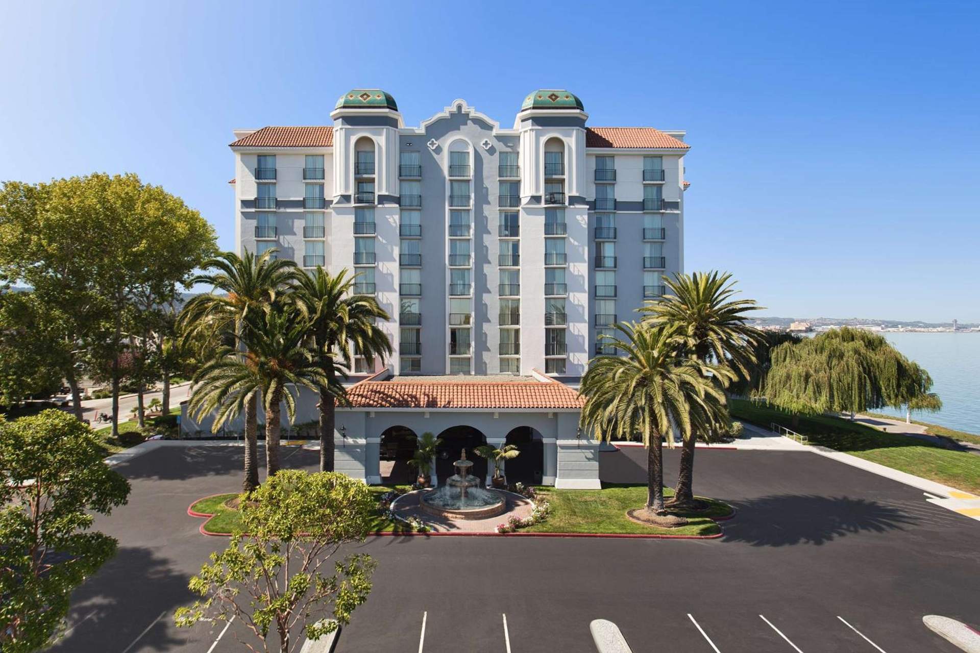 Embassy Suites San Francisco Airport Waterfront
