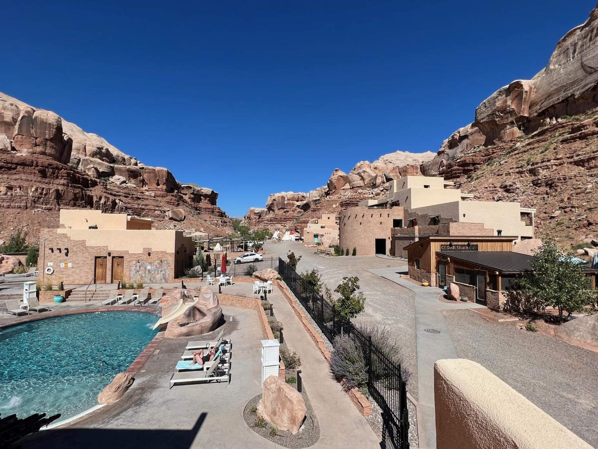 Bluff Dwellings Resort