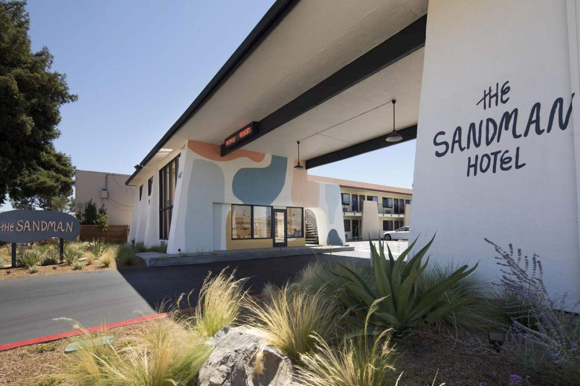The Sandman Santa Rosa Sonoma, an Ascend Collection Hotel