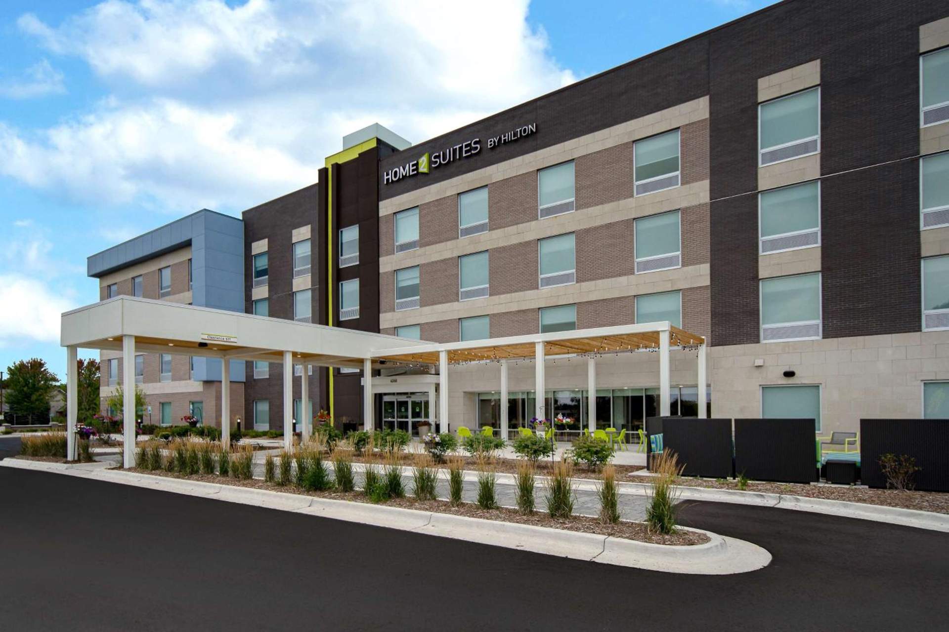Home2 Suites By Hilton Grand Rapids Airport