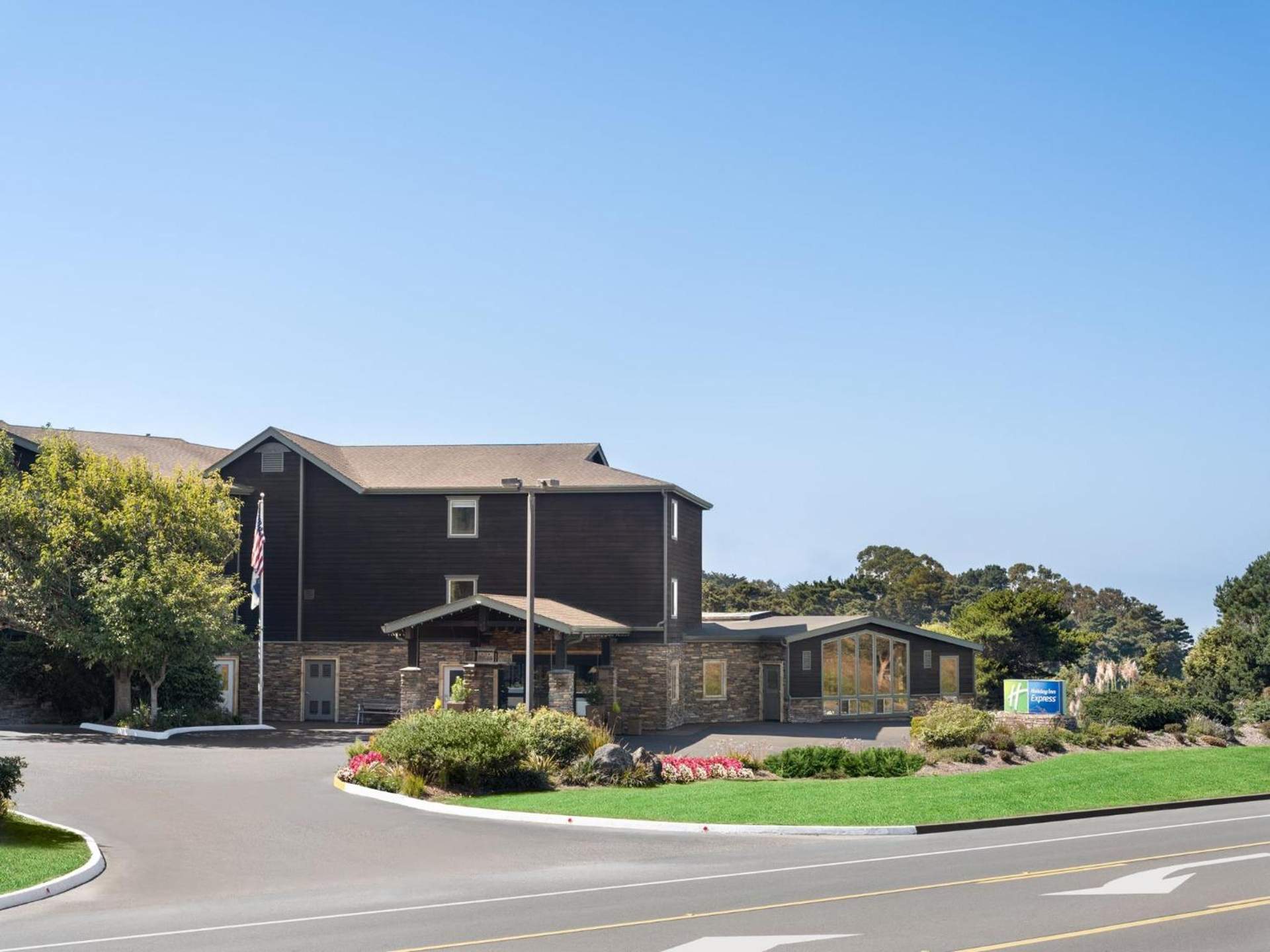 Holiday Inn Express Fort Bragg by IHG