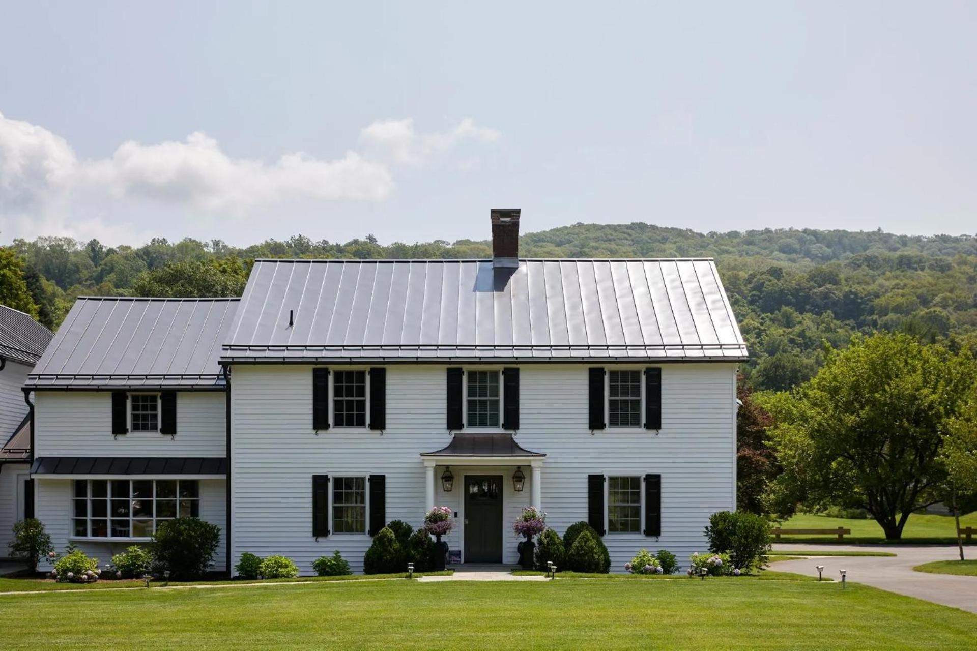 The Kent Collection - The Firefly Inn
