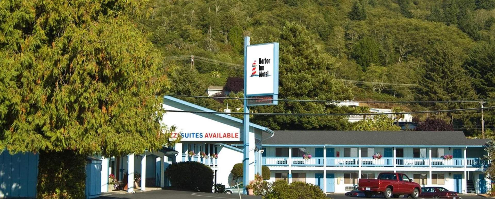 Harbor Inn