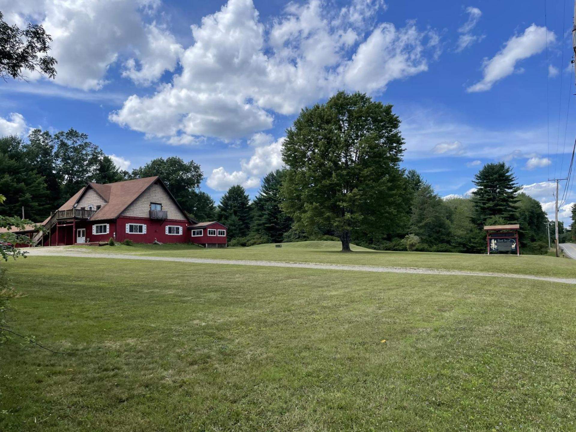 Sweet Forest Breeze, A Cook Forest Inn